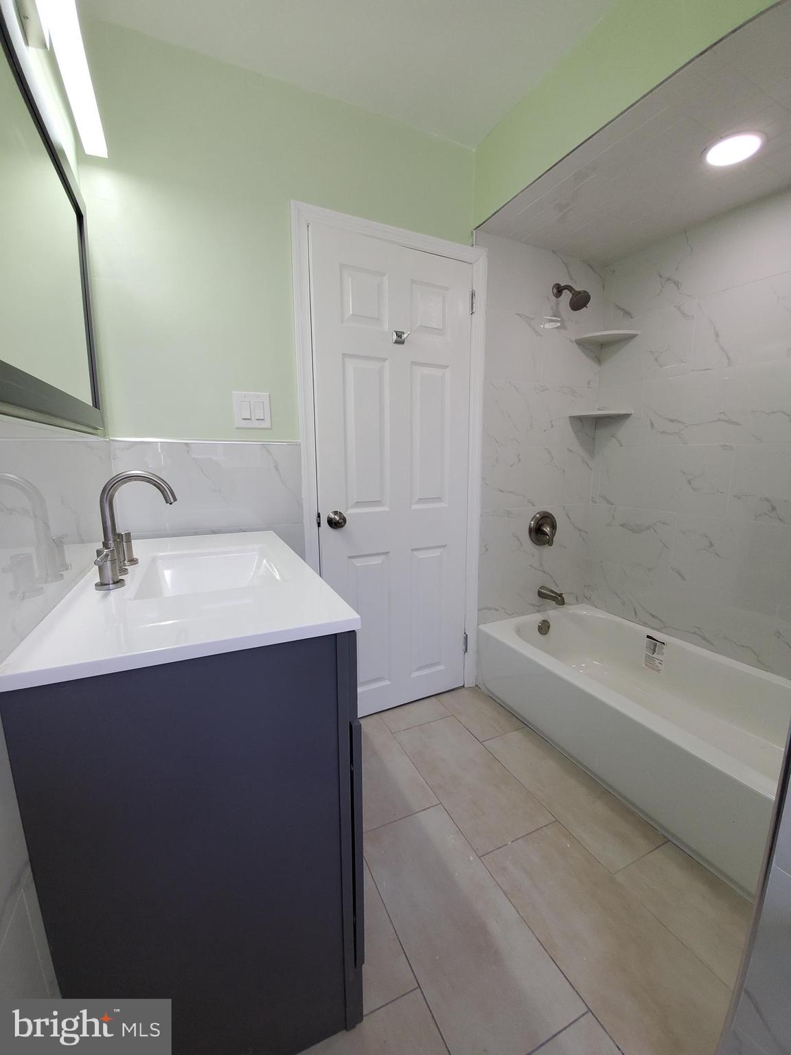 CASTOR GARDENS - Residential