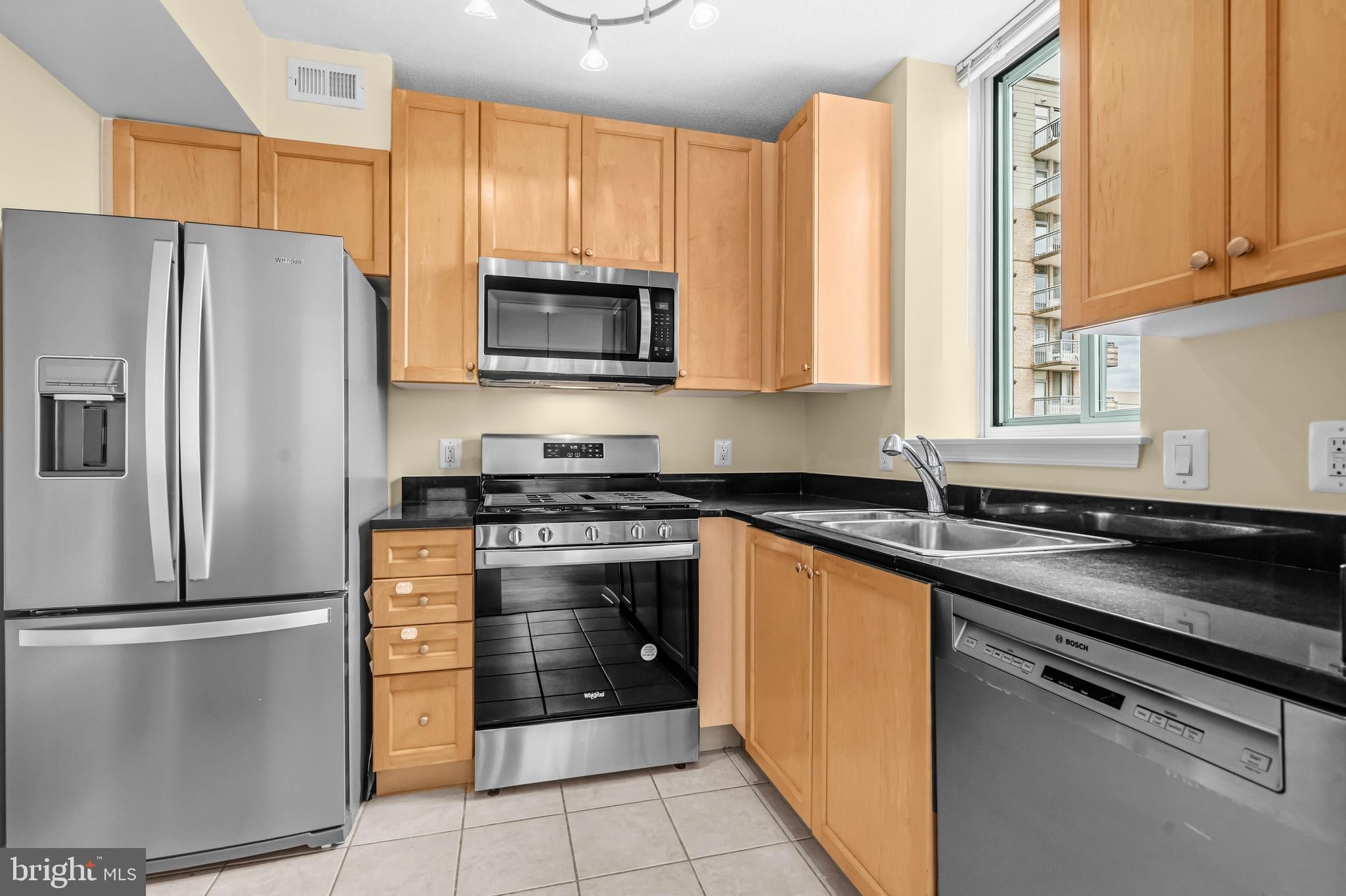 851 N GLEBE ROAD 1419