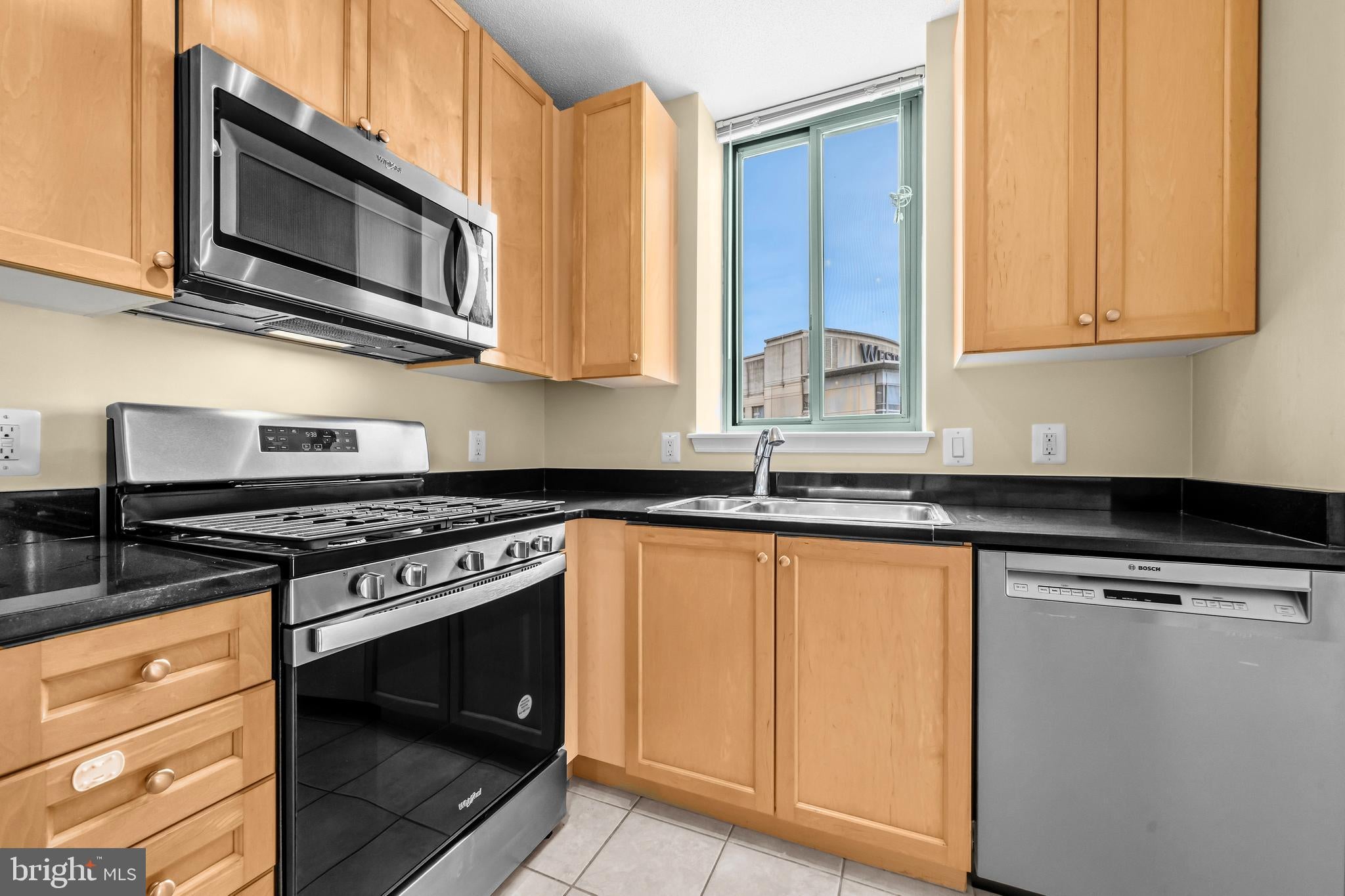 851 N GLEBE ROAD 1419