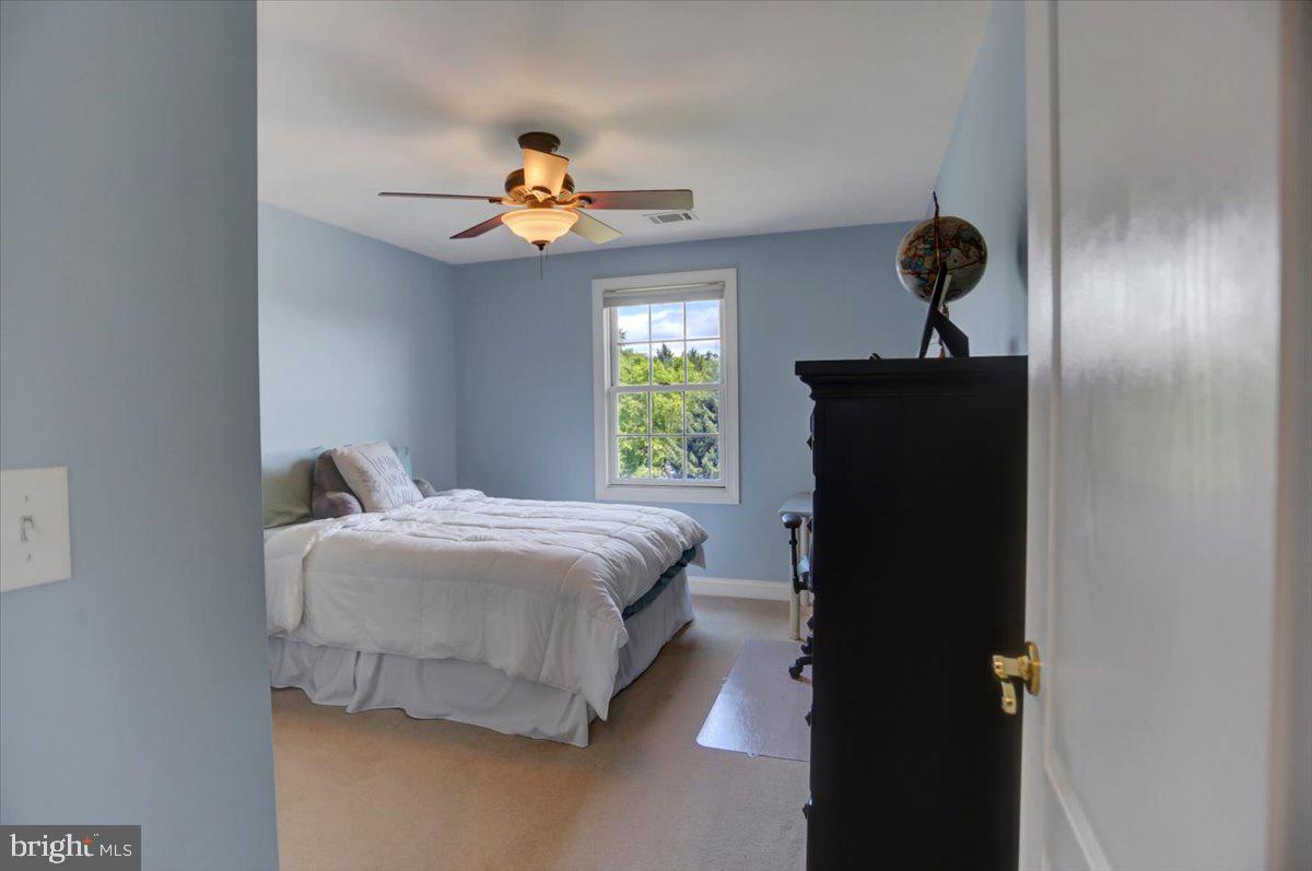 PEMBERTON - Residential