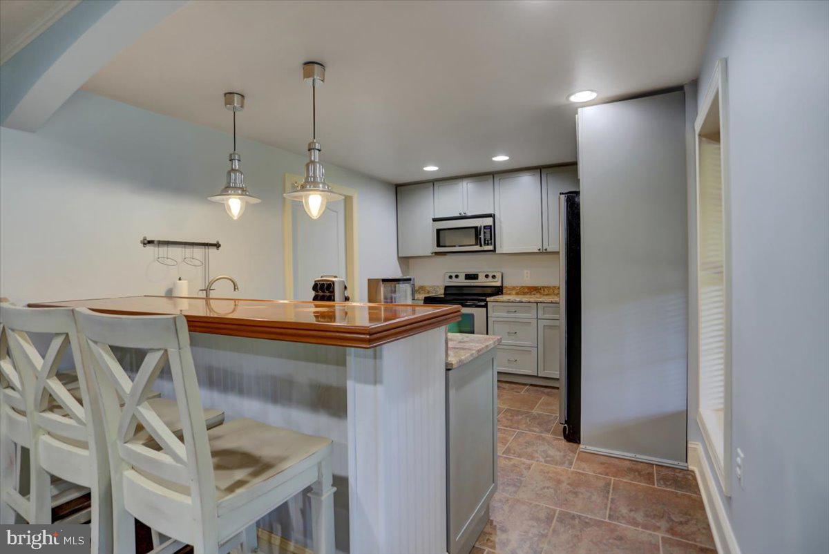 PEMBERTON - Residential