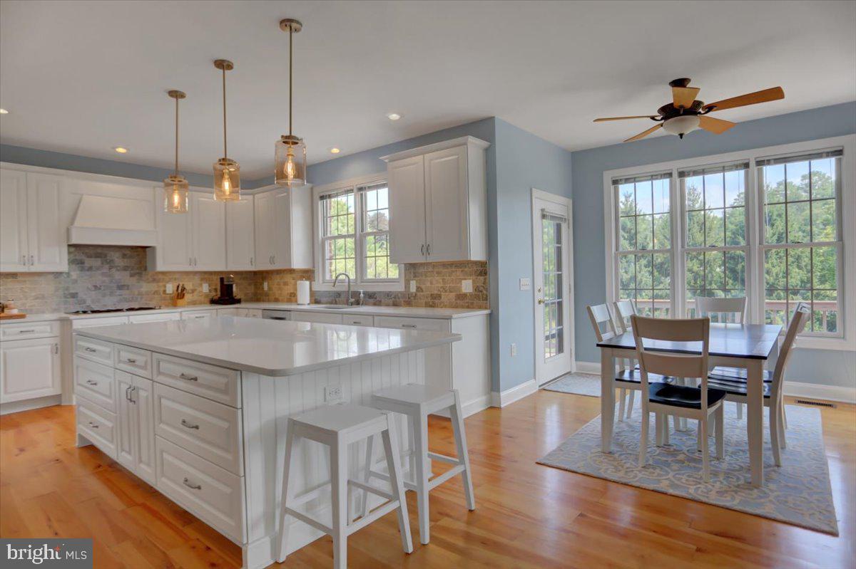 PEMBERTON - Residential