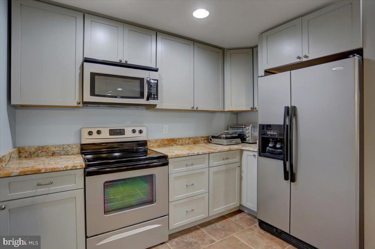 PEMBERTON - Residential