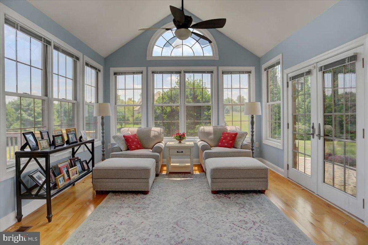 PEMBERTON - Residential