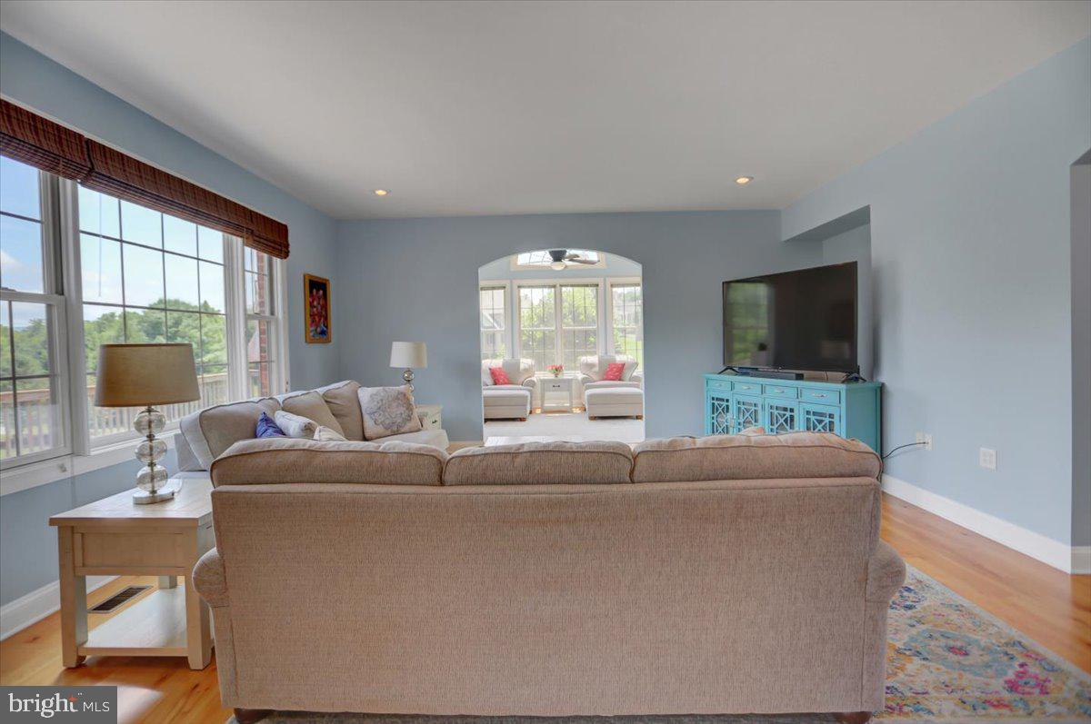 PEMBERTON - Residential