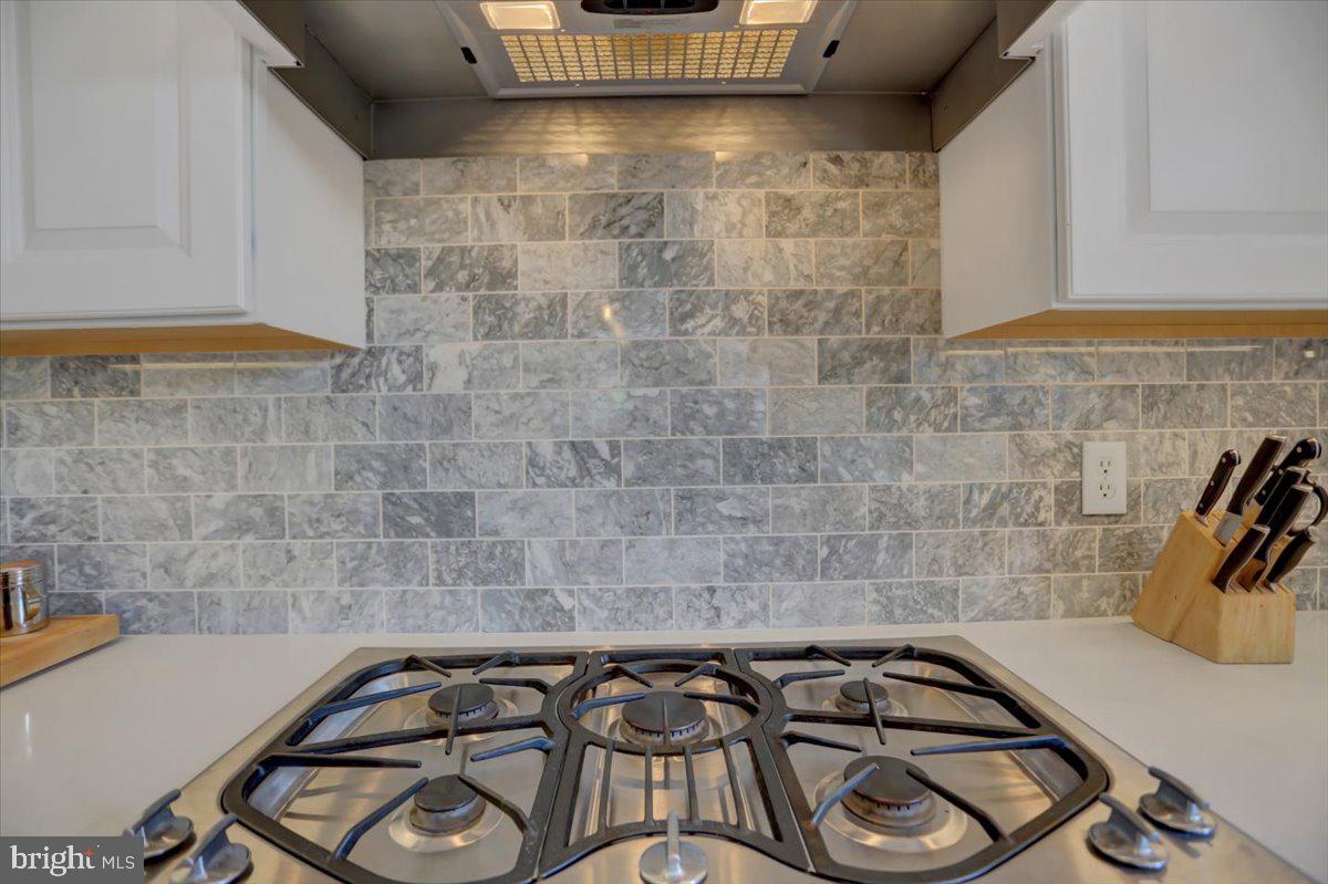 PEMBERTON - Residential