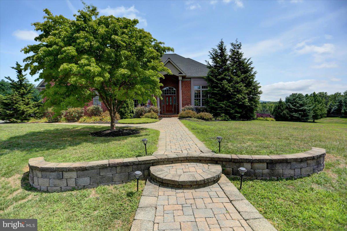 PEMBERTON - Residential