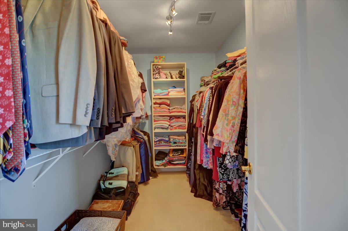 PEMBERTON - Residential