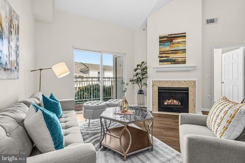 Photo of 9480 Virginia Center Boulevard #424, VIENNA, VA 22181 (MLS # VAFX2314696)