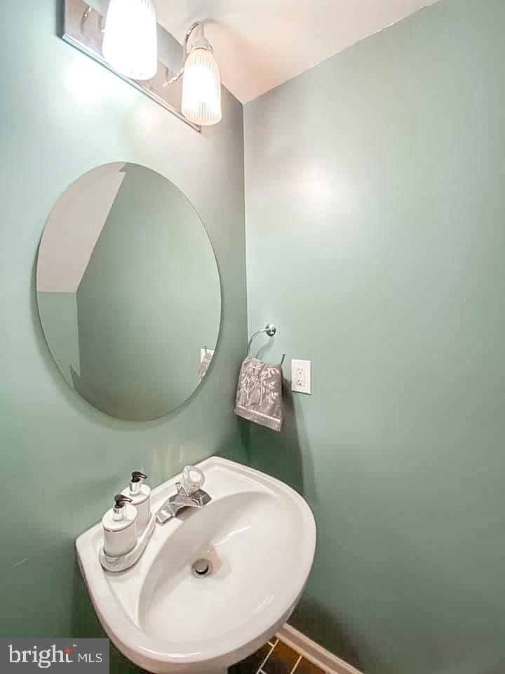 SEQUOIA LEA - Residential Lease