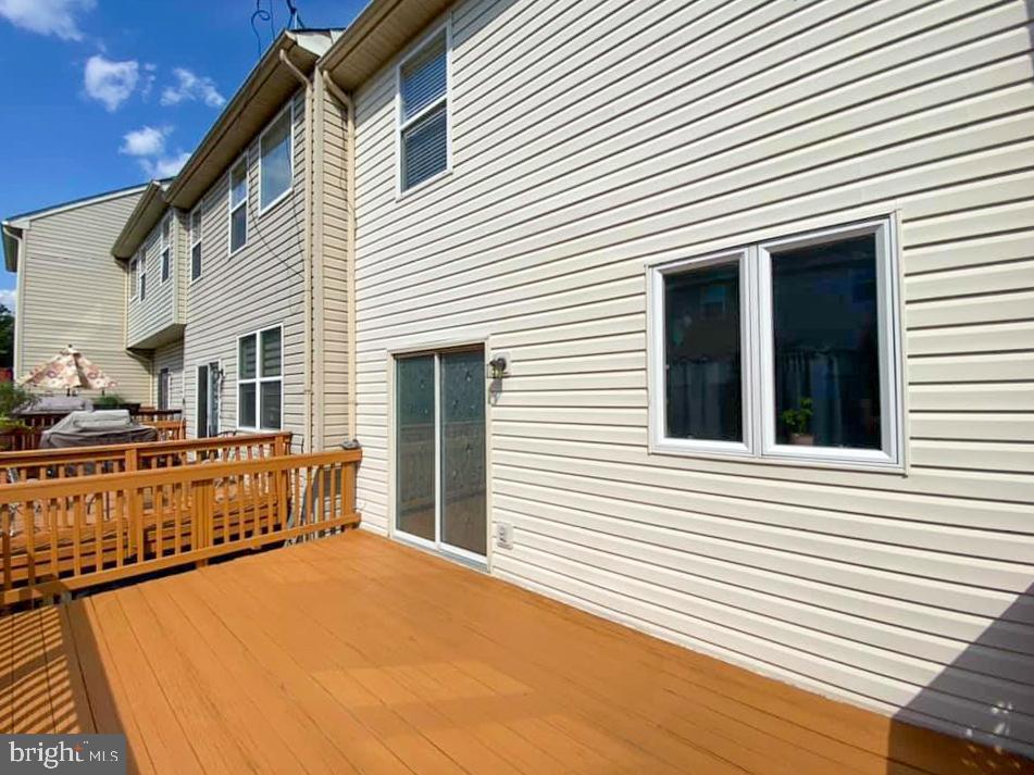 SEQUOIA LEA - Residential Lease