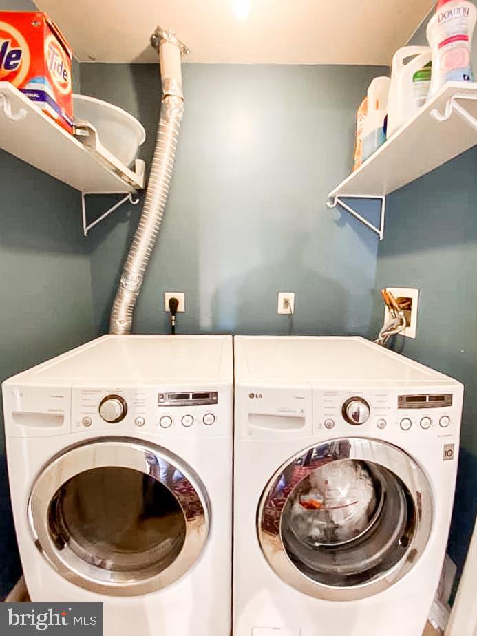 SEQUOIA LEA - Residential Lease