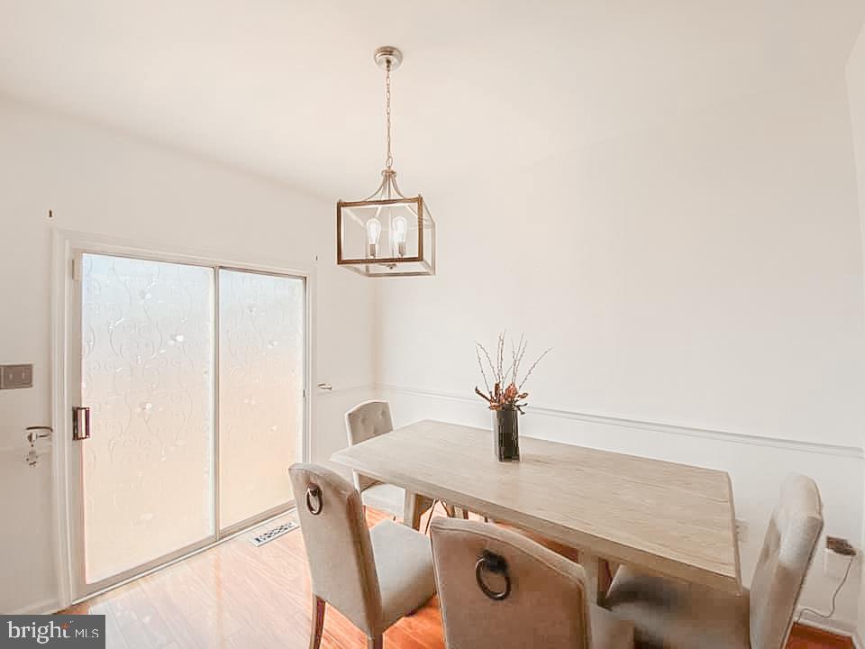 SEQUOIA LEA - Residential Lease