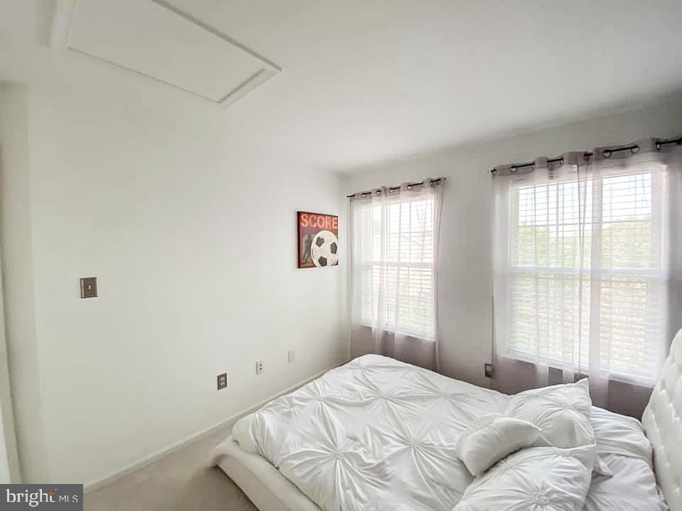 SEQUOIA LEA - Residential Lease