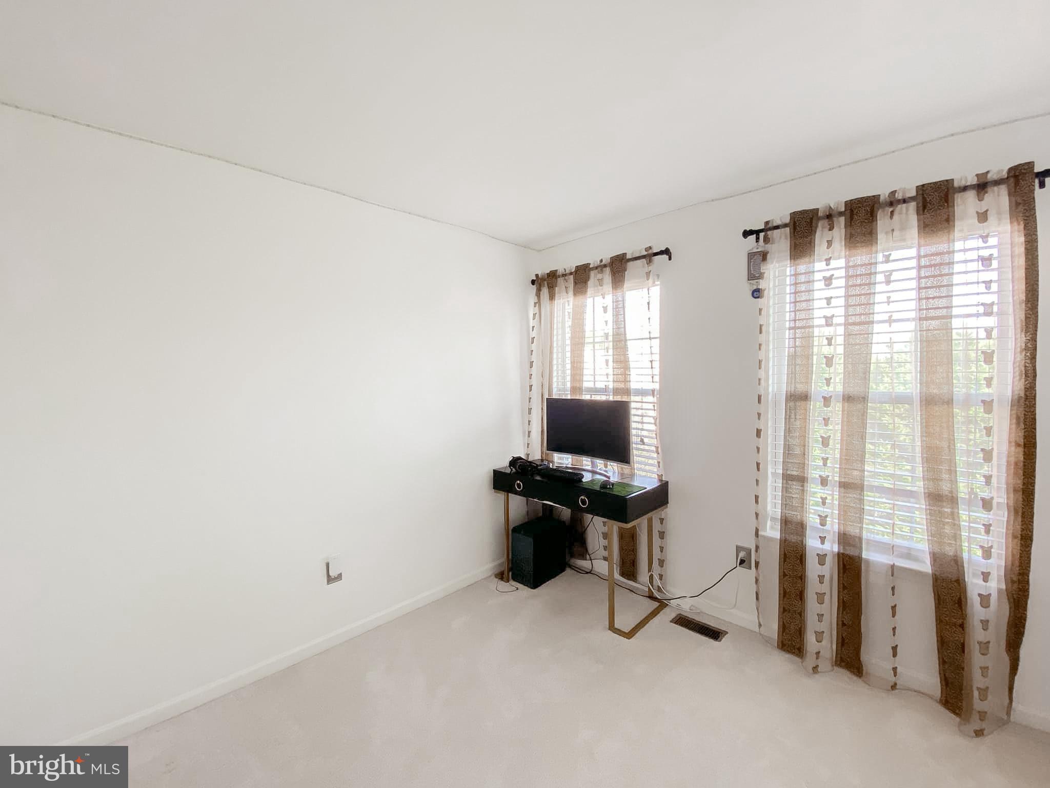 SEQUOIA LEA - Residential Lease