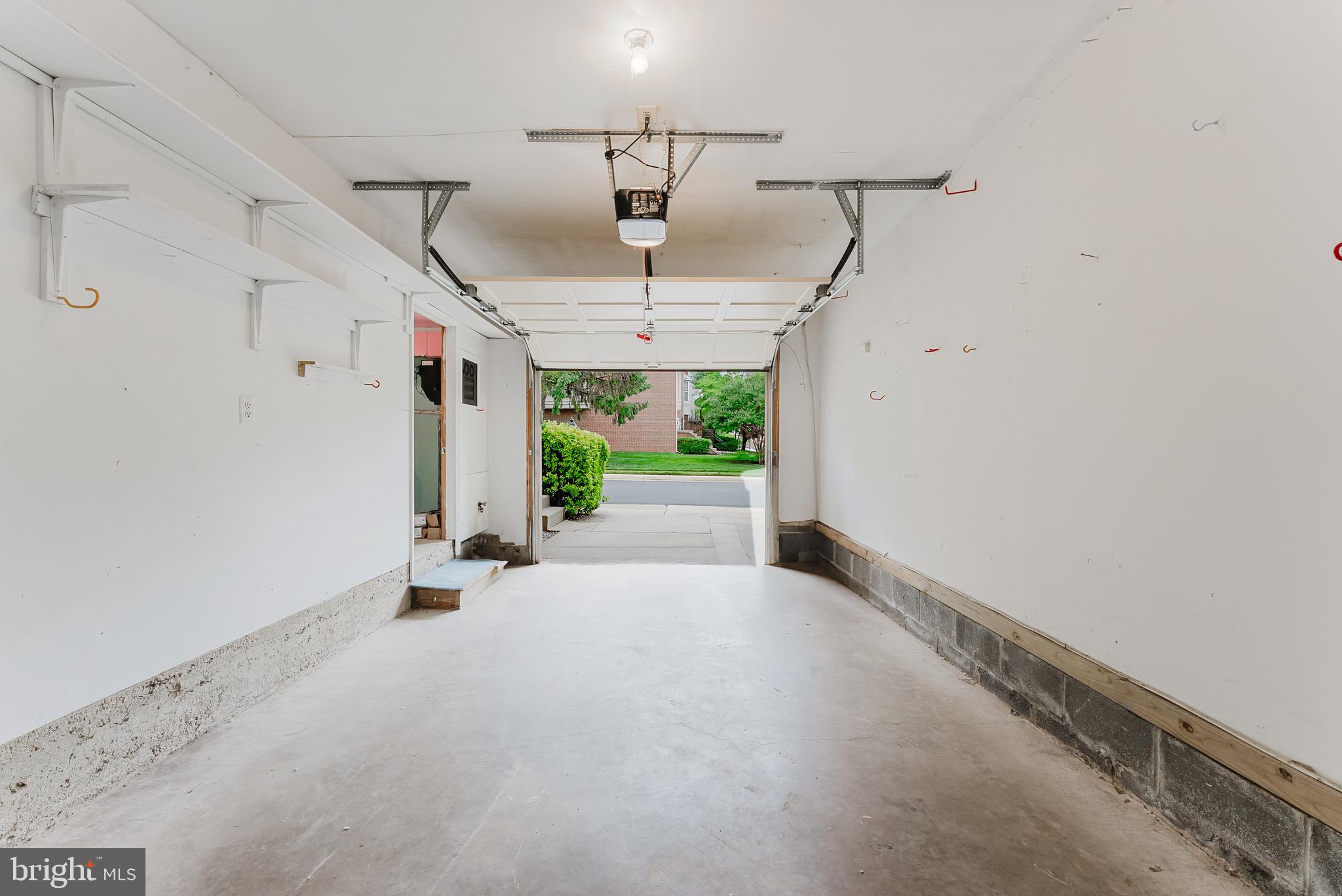 PENDERBROOK - Residential