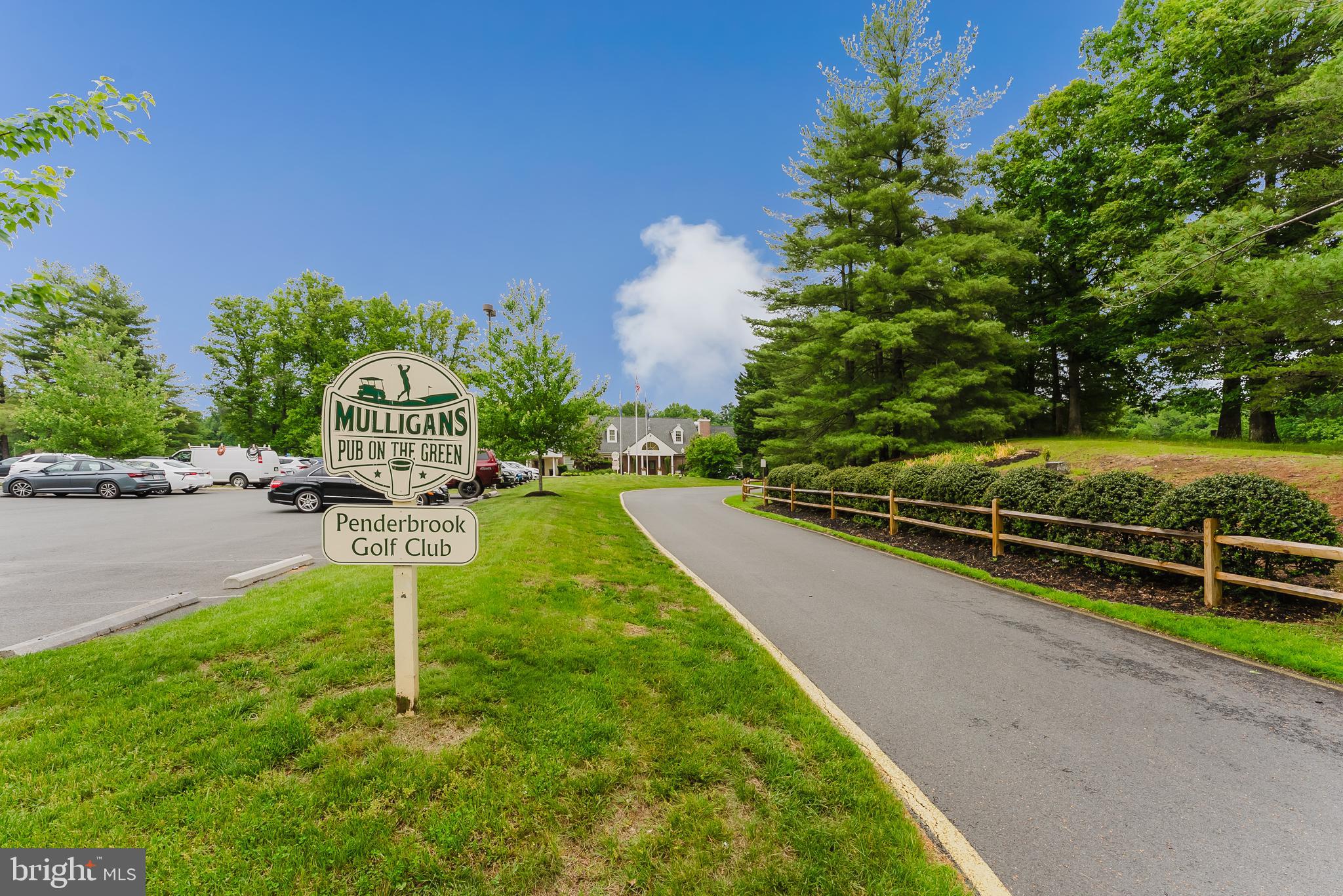 PENDERBROOK - Residential