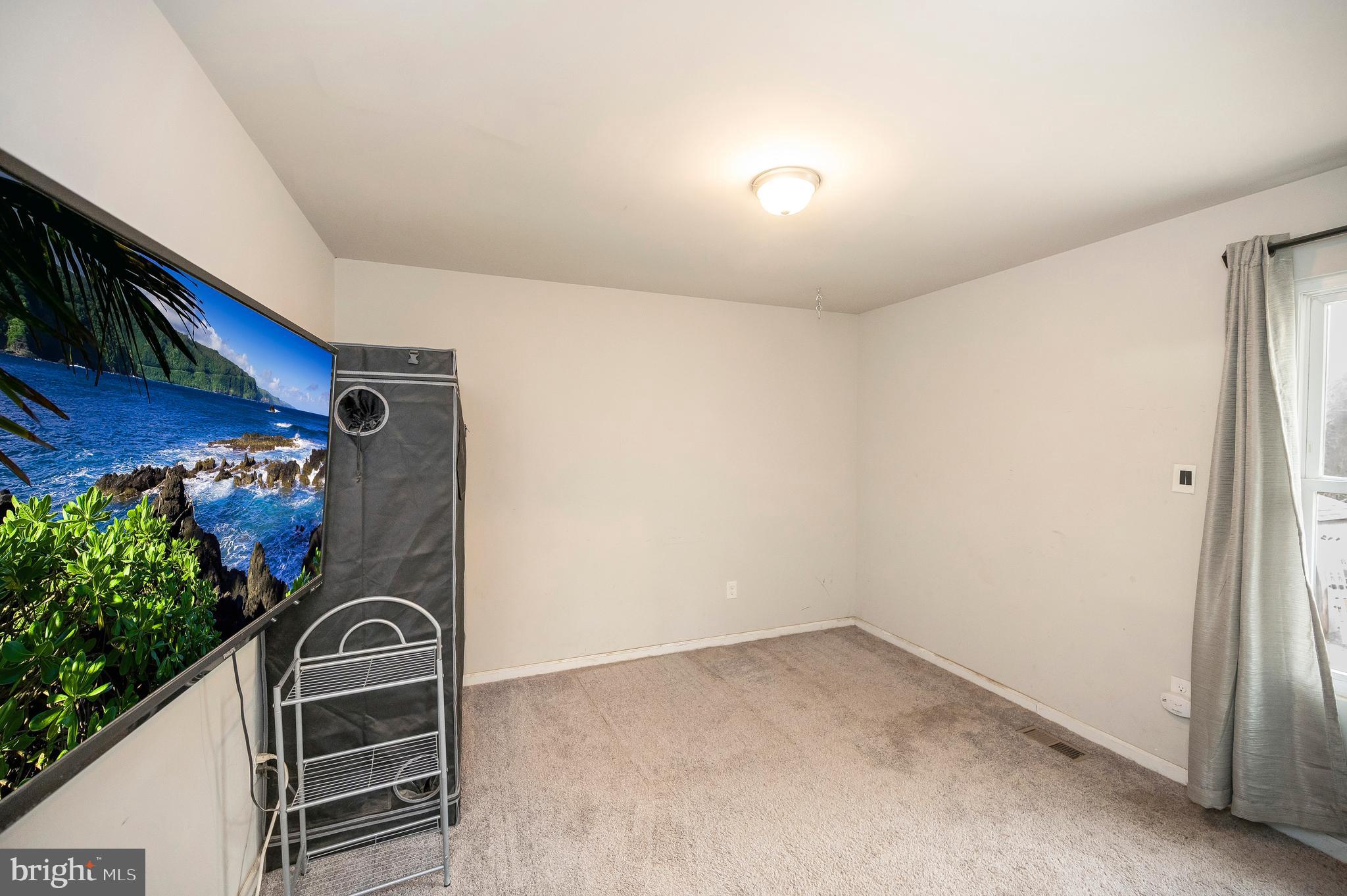 CAMPBELL CREEK VILLAGE - Residential