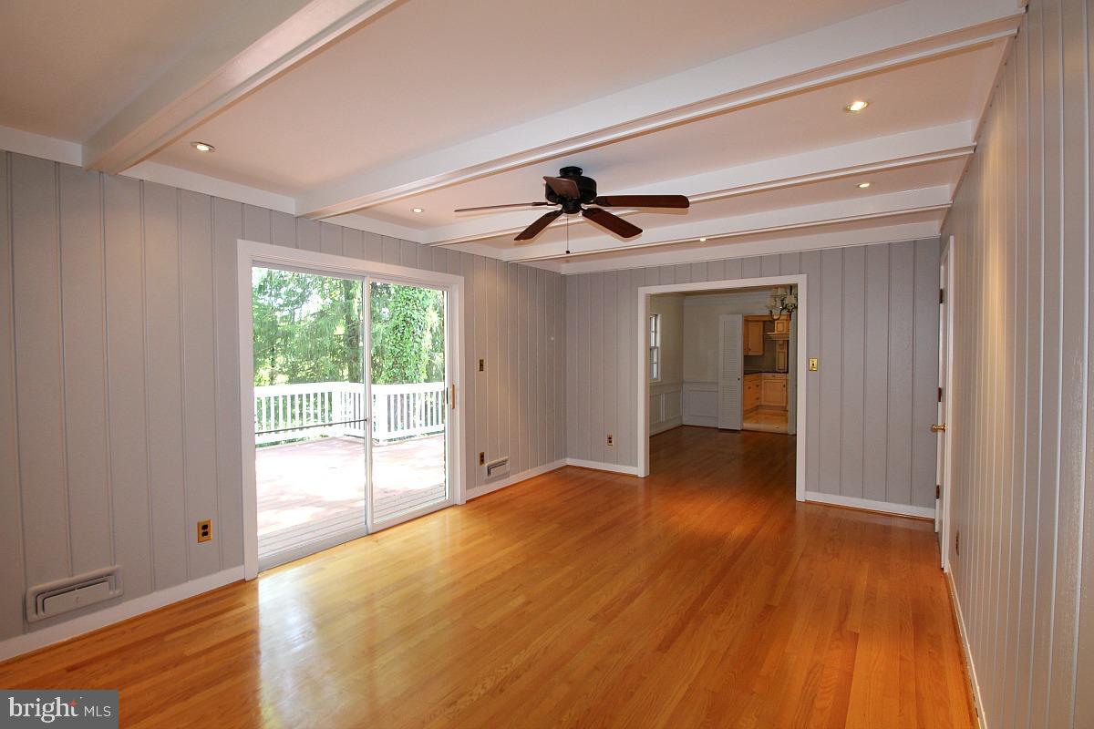 CHESTERBROOK WOODS - Residential Lease