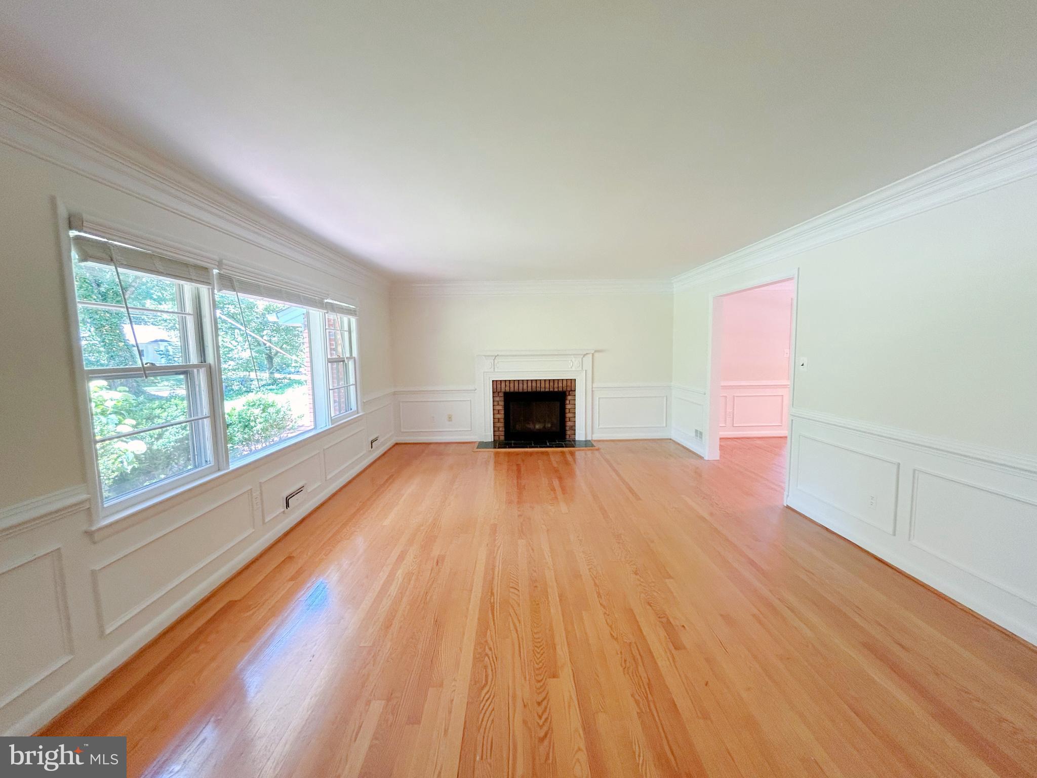 CHESTERBROOK WOODS - Residential Lease