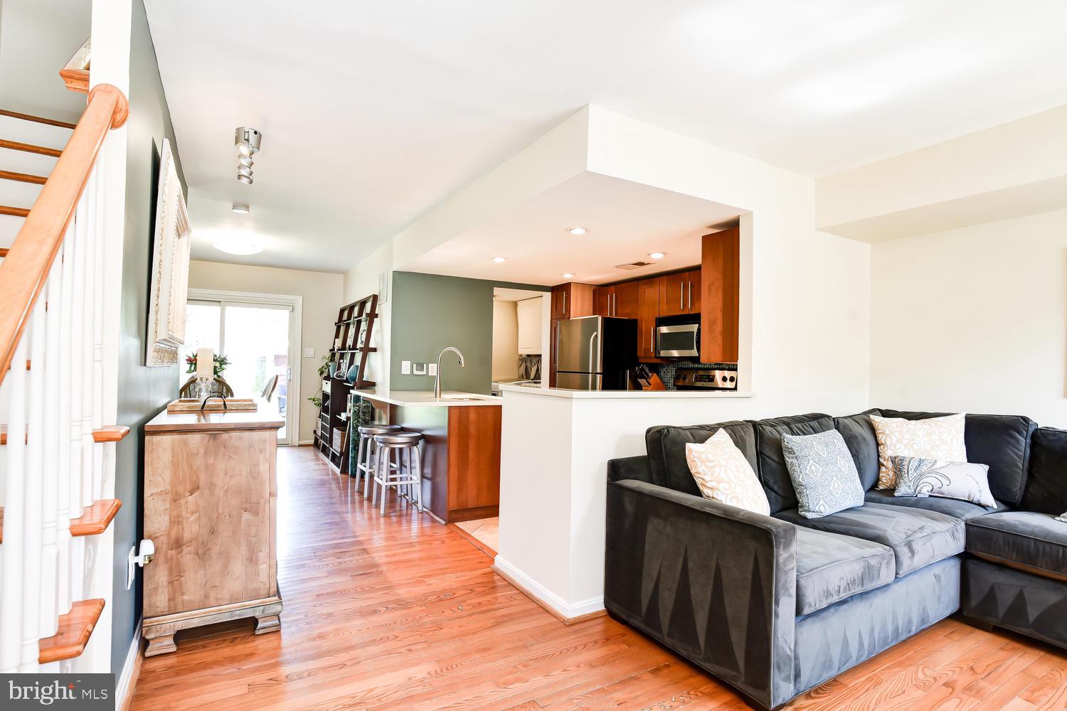 DEL RAY - Residential Lease