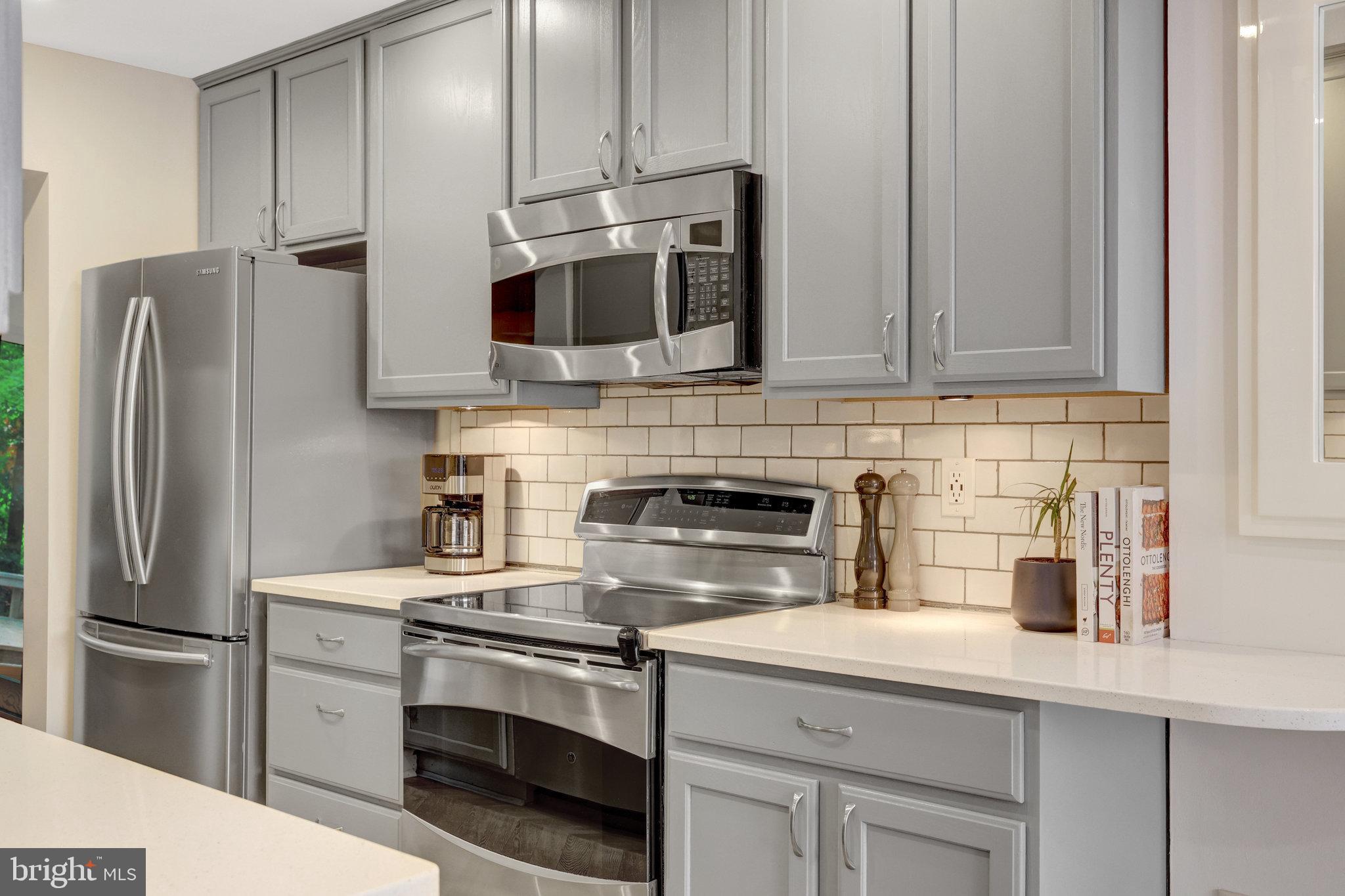 RESTON - Residential