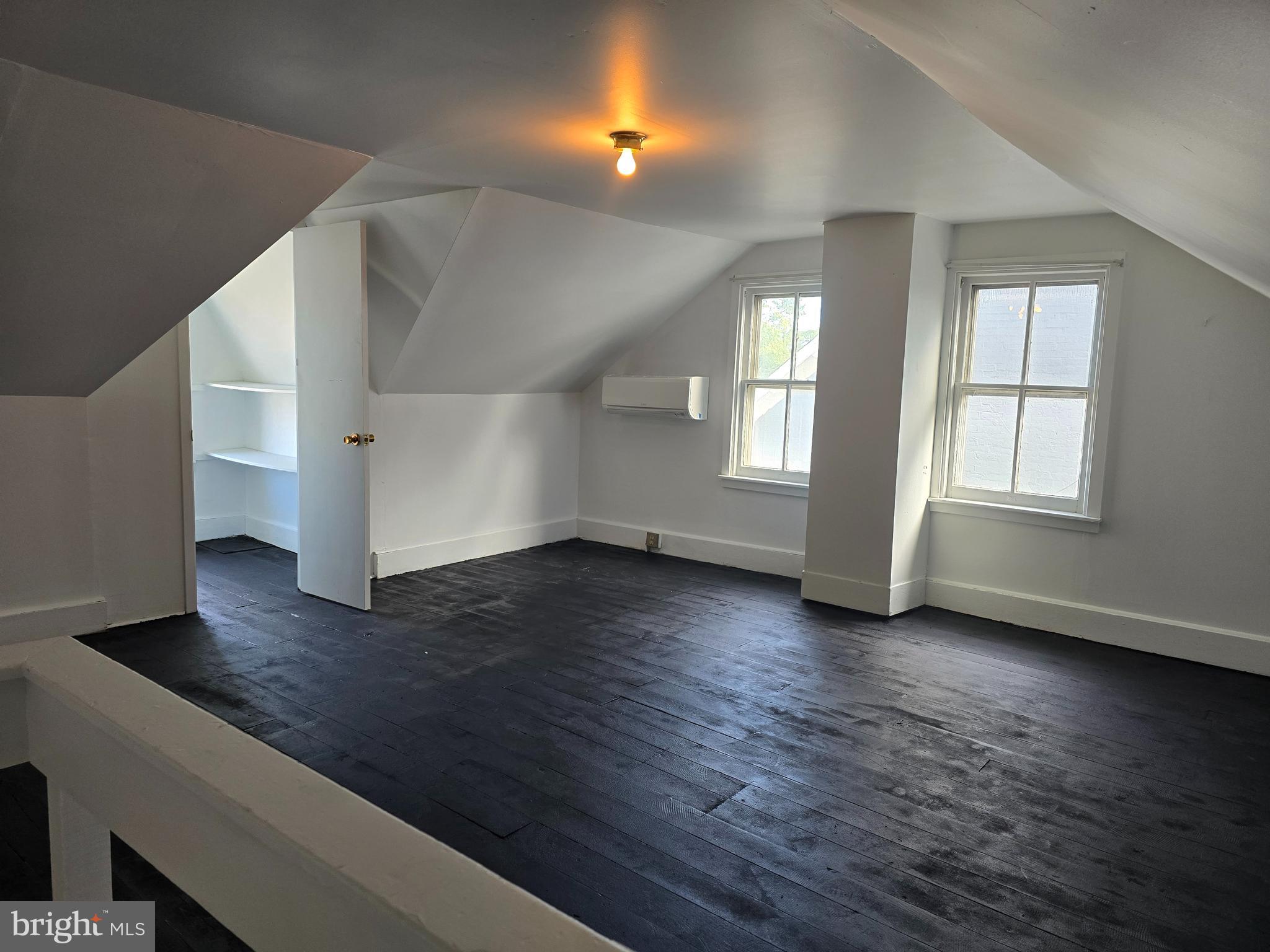 REEVES PARK PL - Residential Lease