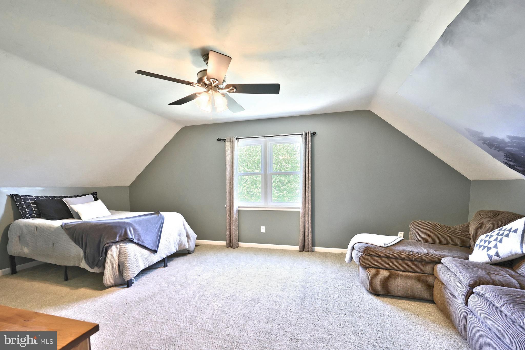 FOX RUN TERRACE - Residential