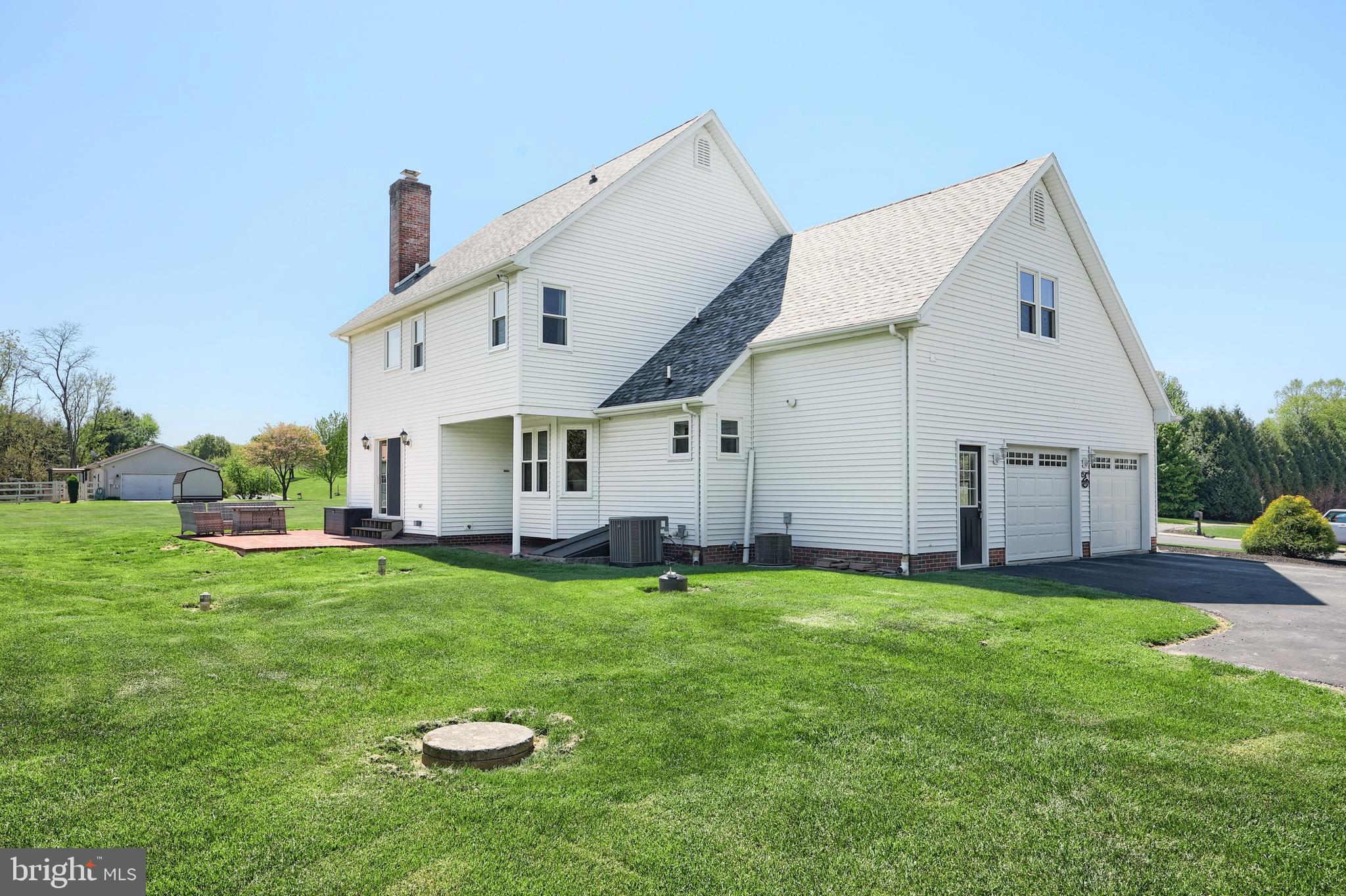 FOX RUN TERRACE - Residential