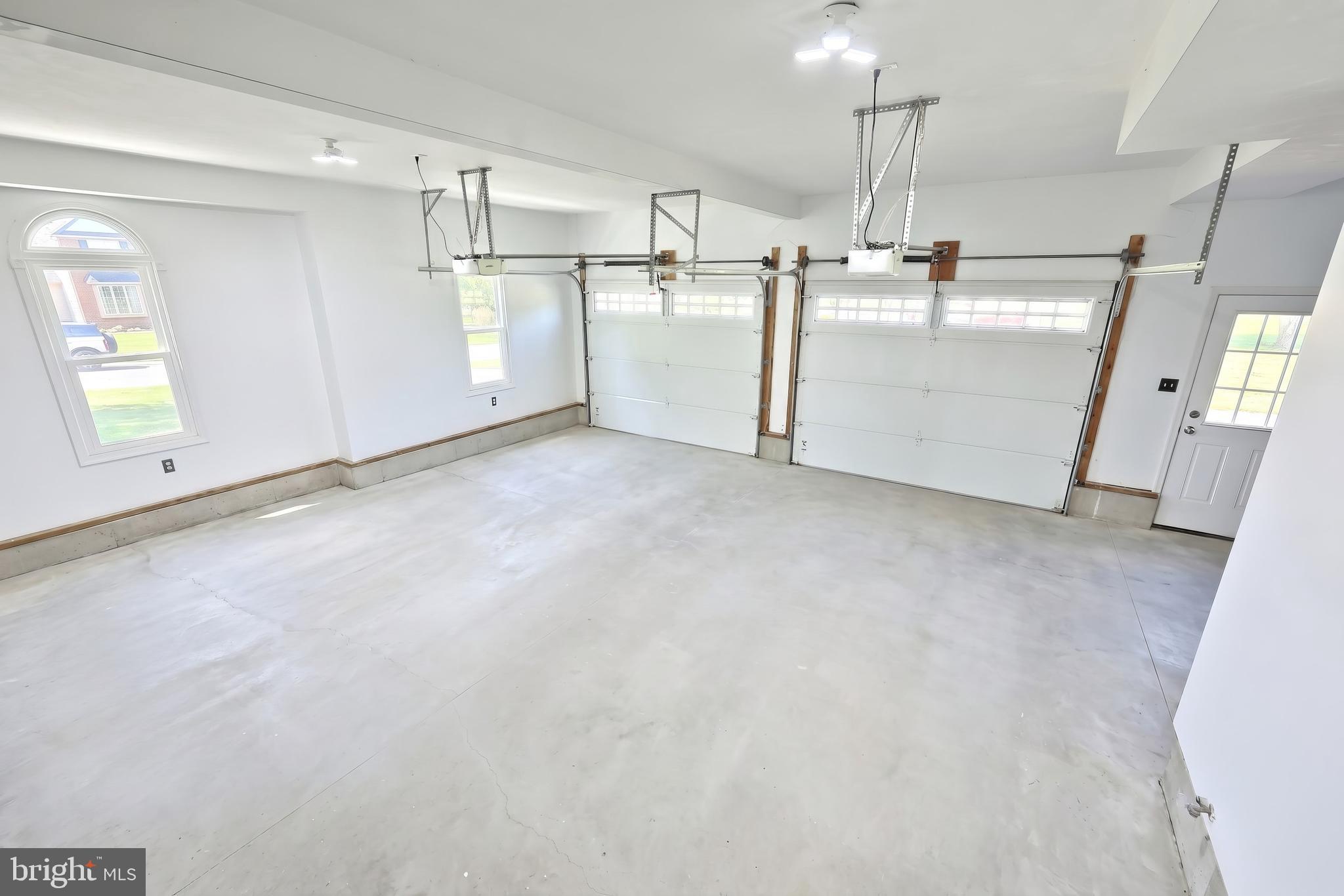 FOX RUN TERRACE - Residential