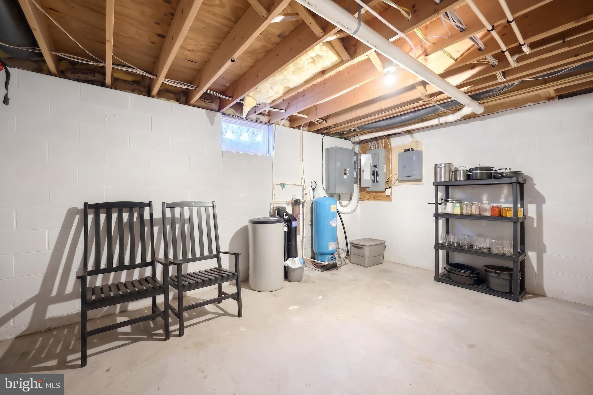 FOX RUN TERRACE - Residential