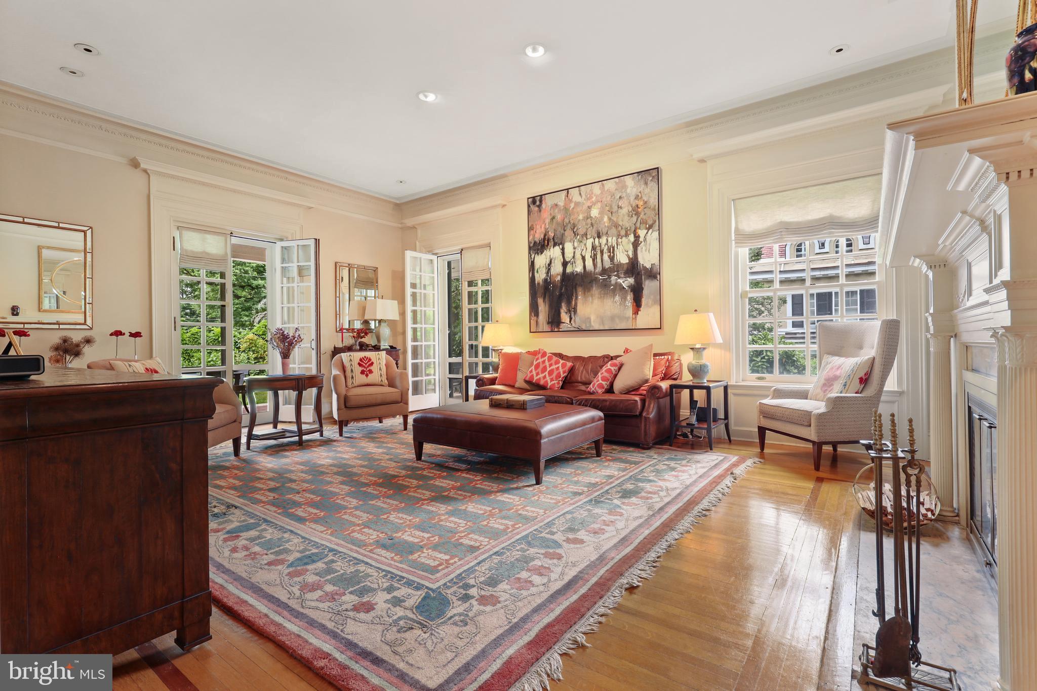 ROLAND PARK - Residential