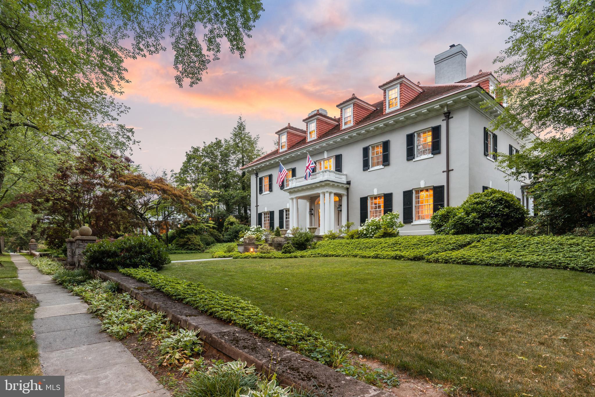 ROLAND PARK - Residential