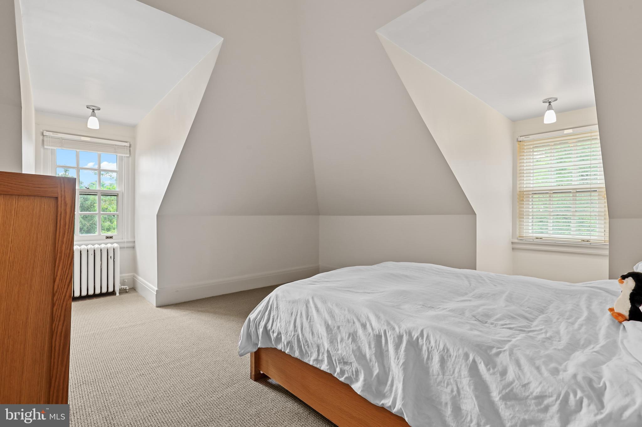 ROLAND PARK - Residential