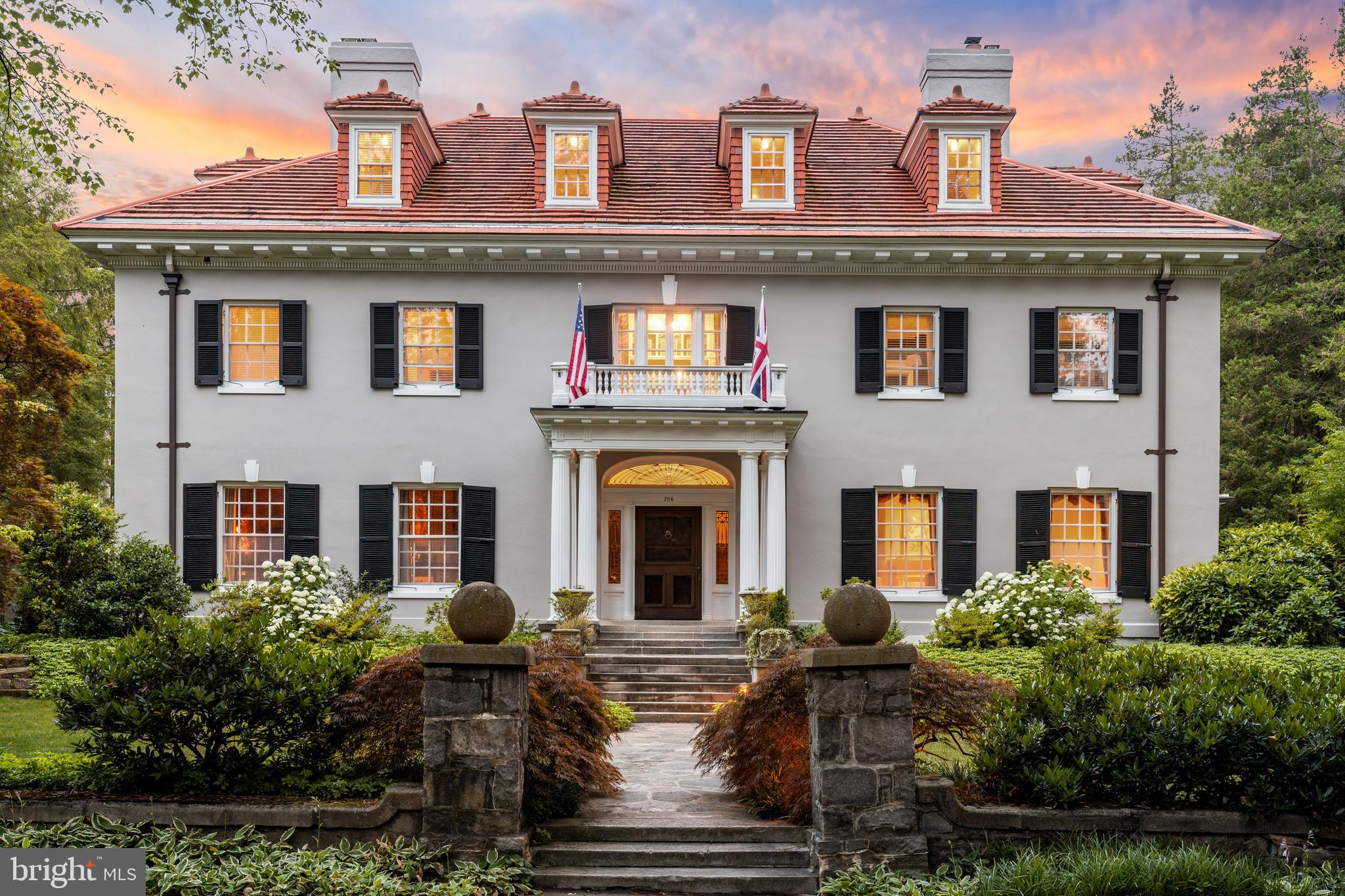 ROLAND PARK - Residential