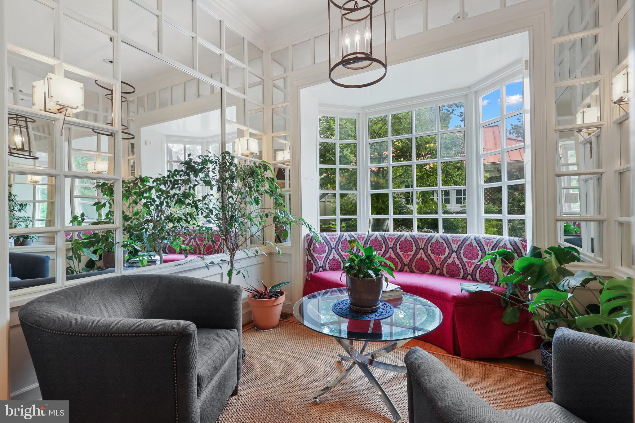 ROLAND PARK - Residential