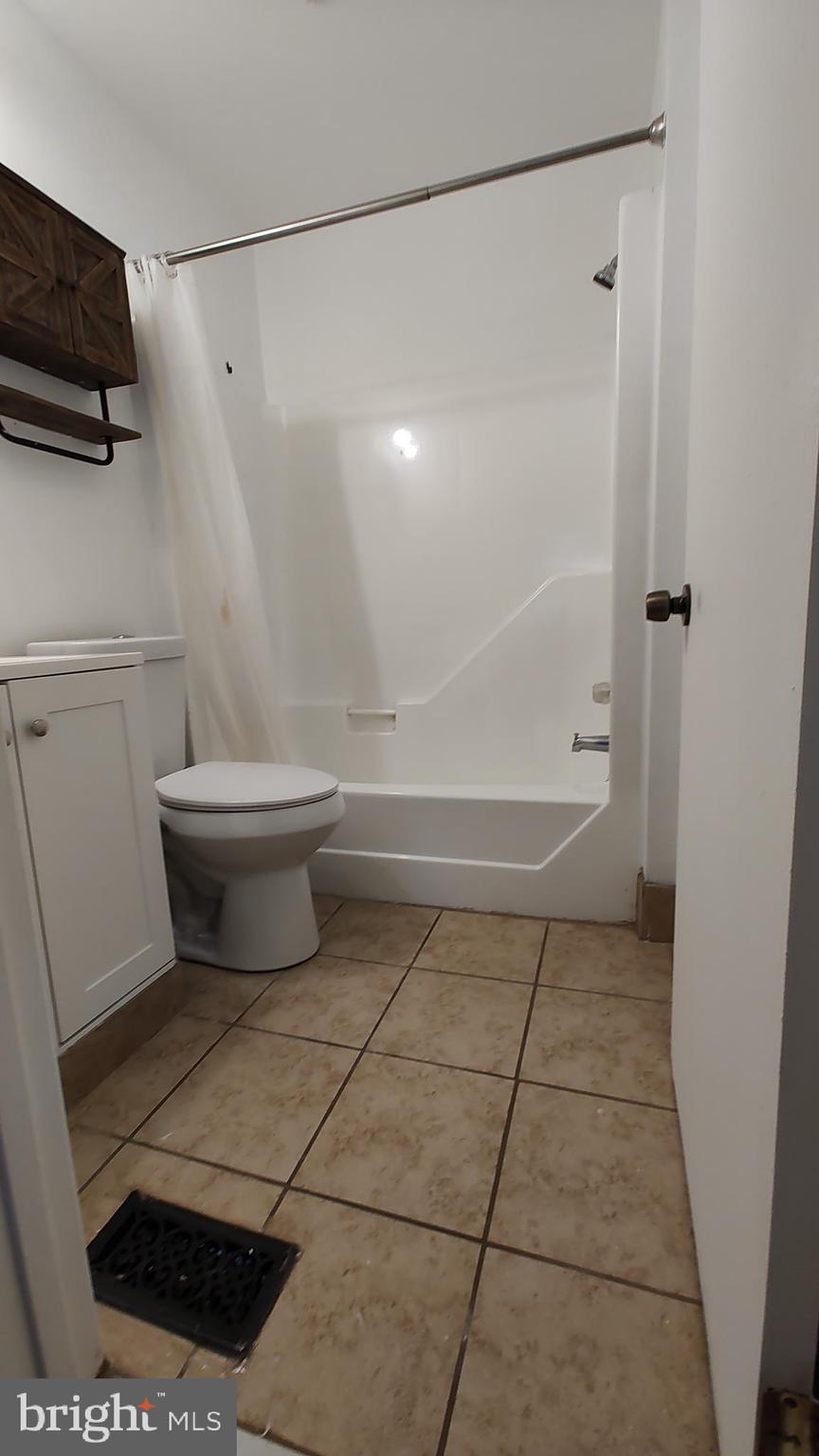 ROSEWALD BEACH - Residential Lease