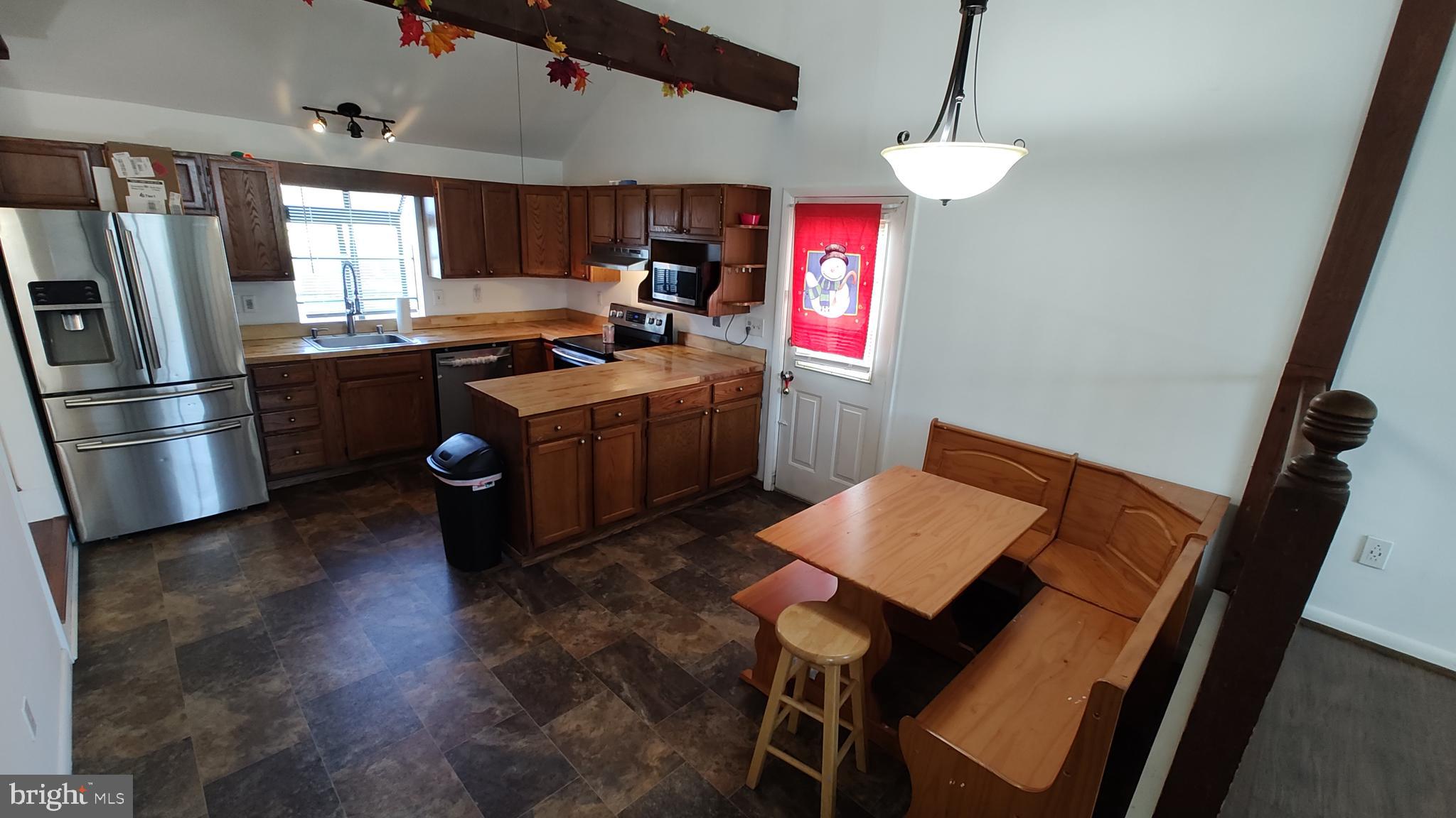 ROSEWALD BEACH - Residential Lease