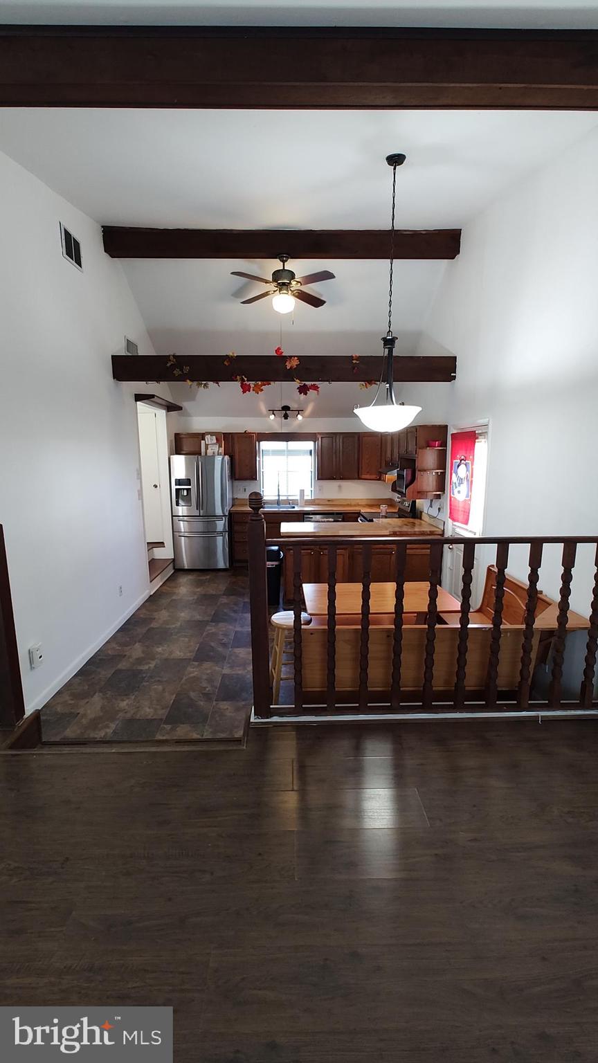 ROSEWALD BEACH - Residential Lease