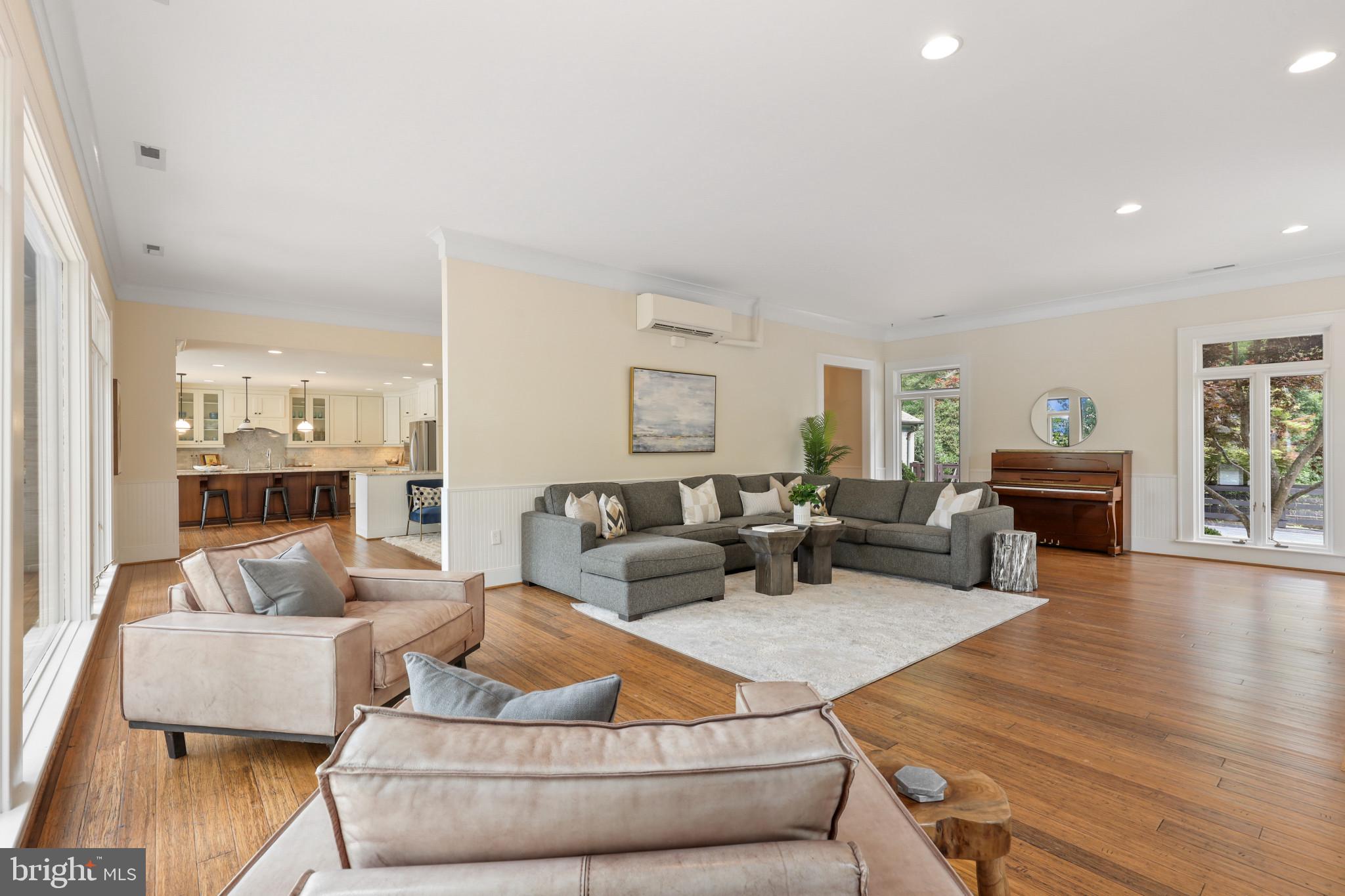 SOUTHWATER POINT - Residential