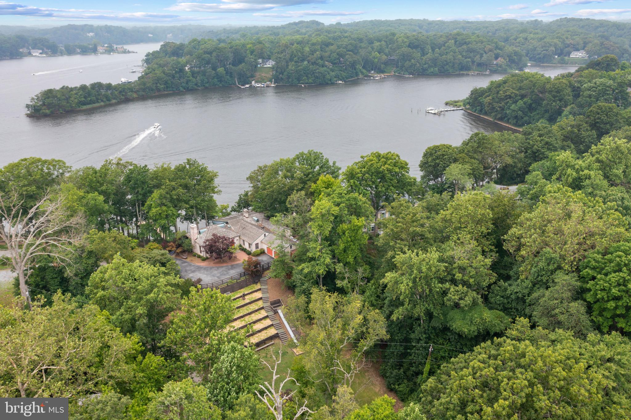 SOUTHWATER POINT - Residential