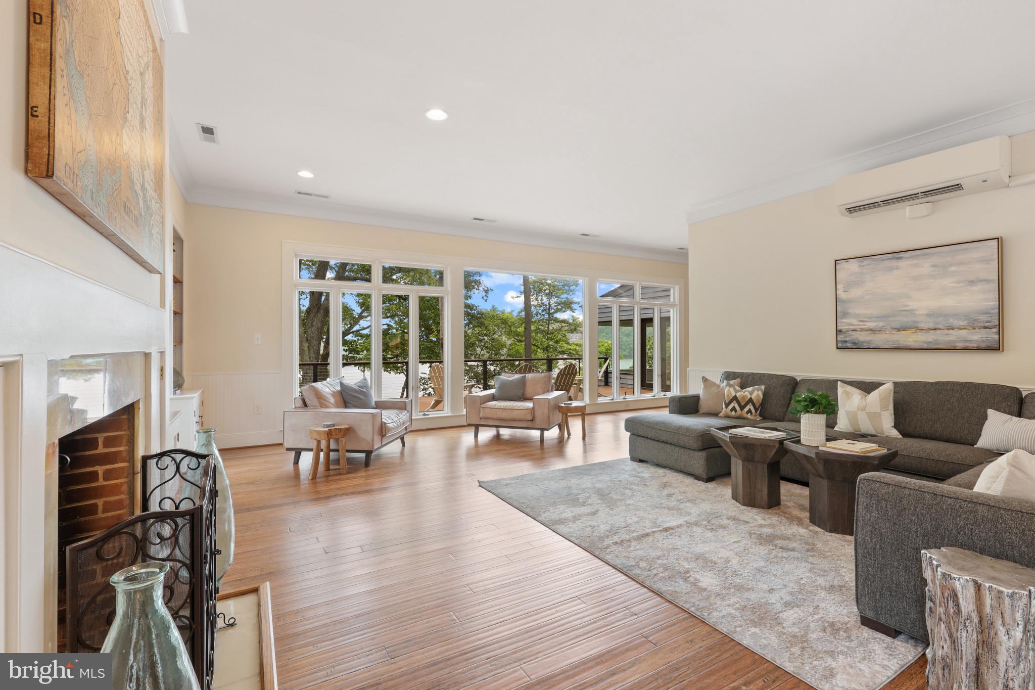 SOUTHWATER POINT - Residential