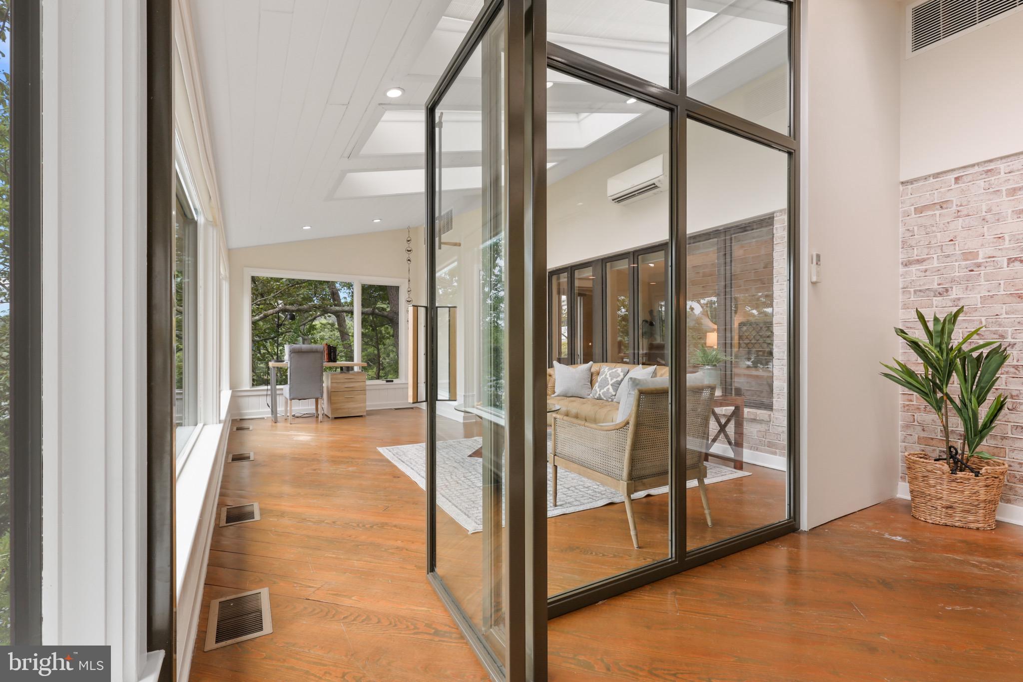 SOUTHWATER POINT - Residential