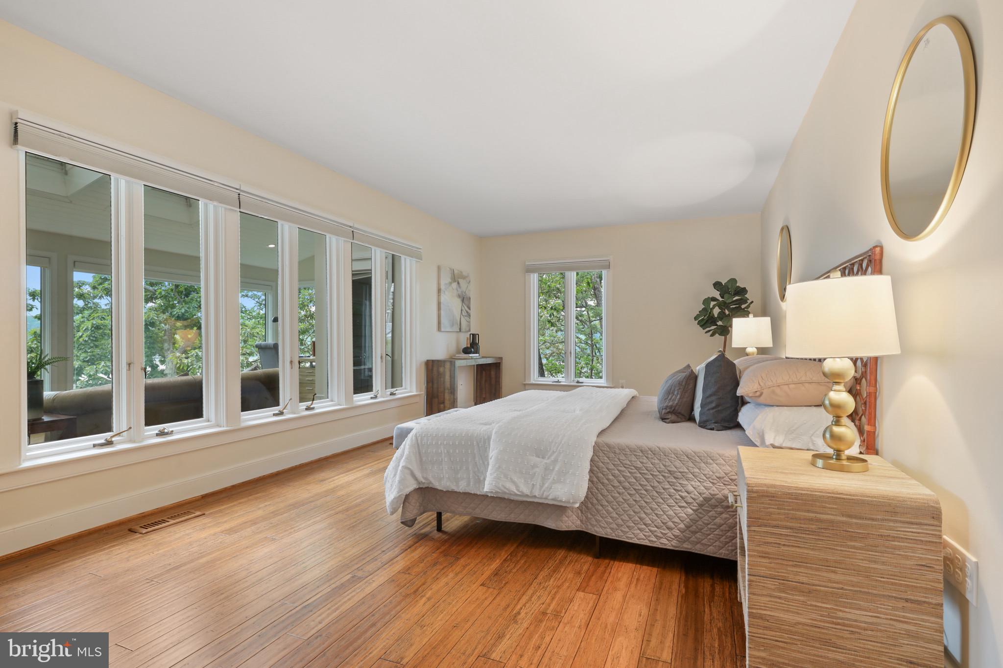 SOUTHWATER POINT - Residential