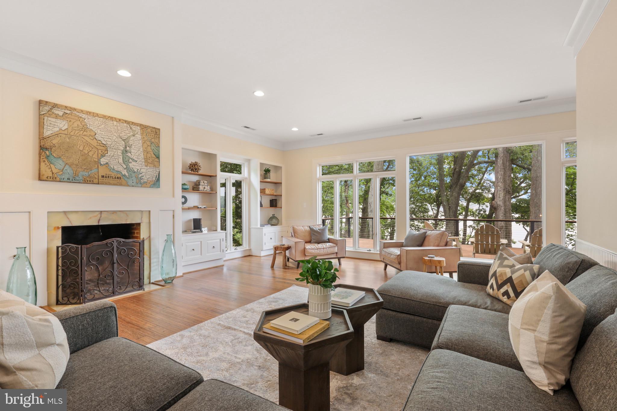 SOUTHWATER POINT - Residential