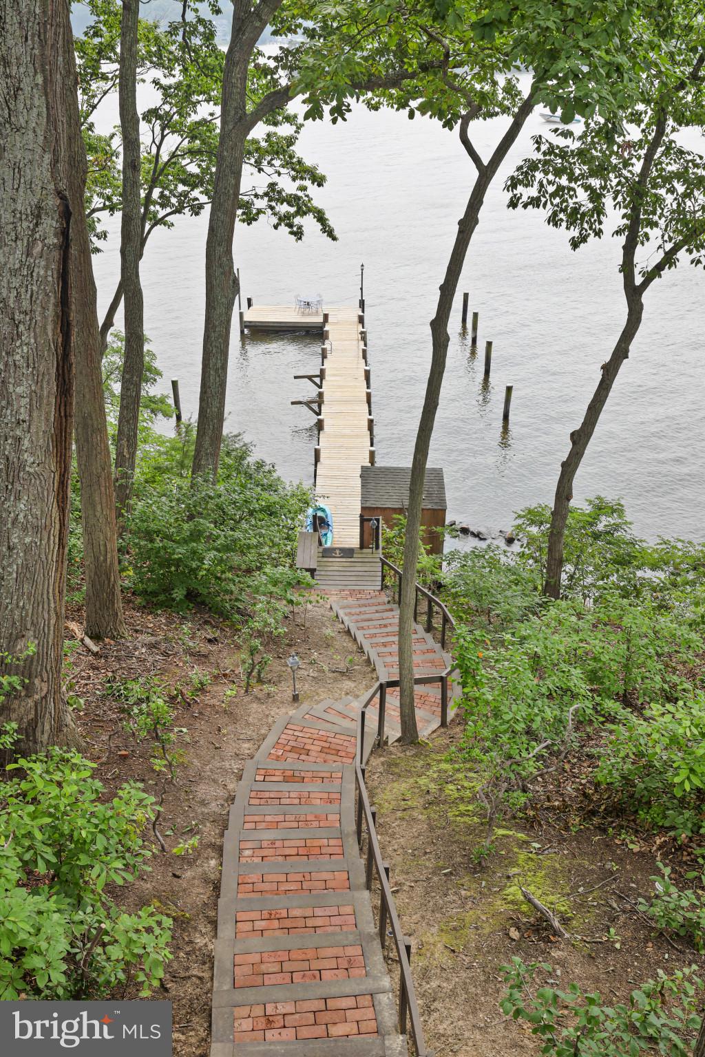 SOUTHWATER POINT - Residential