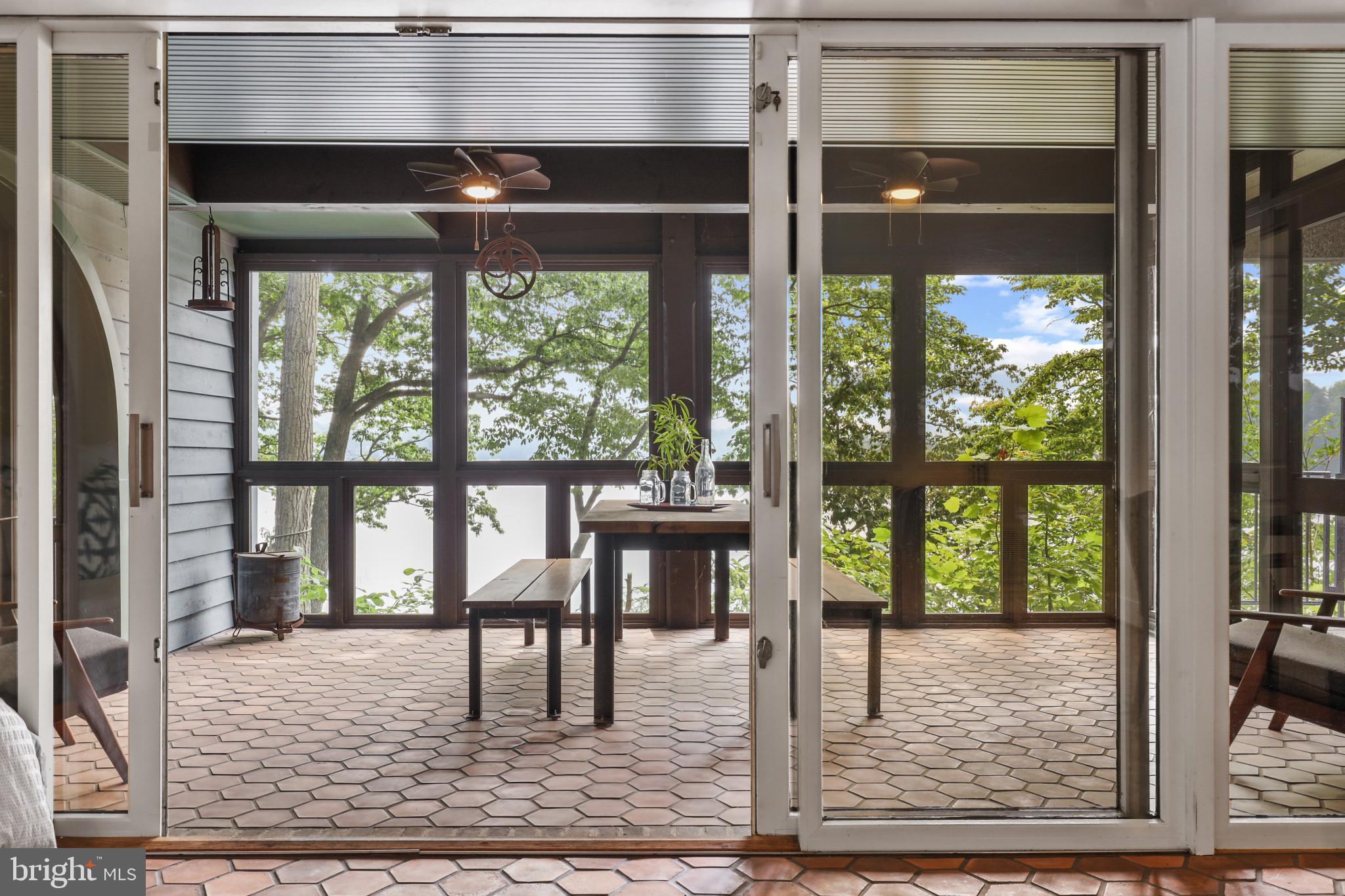 SOUTHWATER POINT - Residential