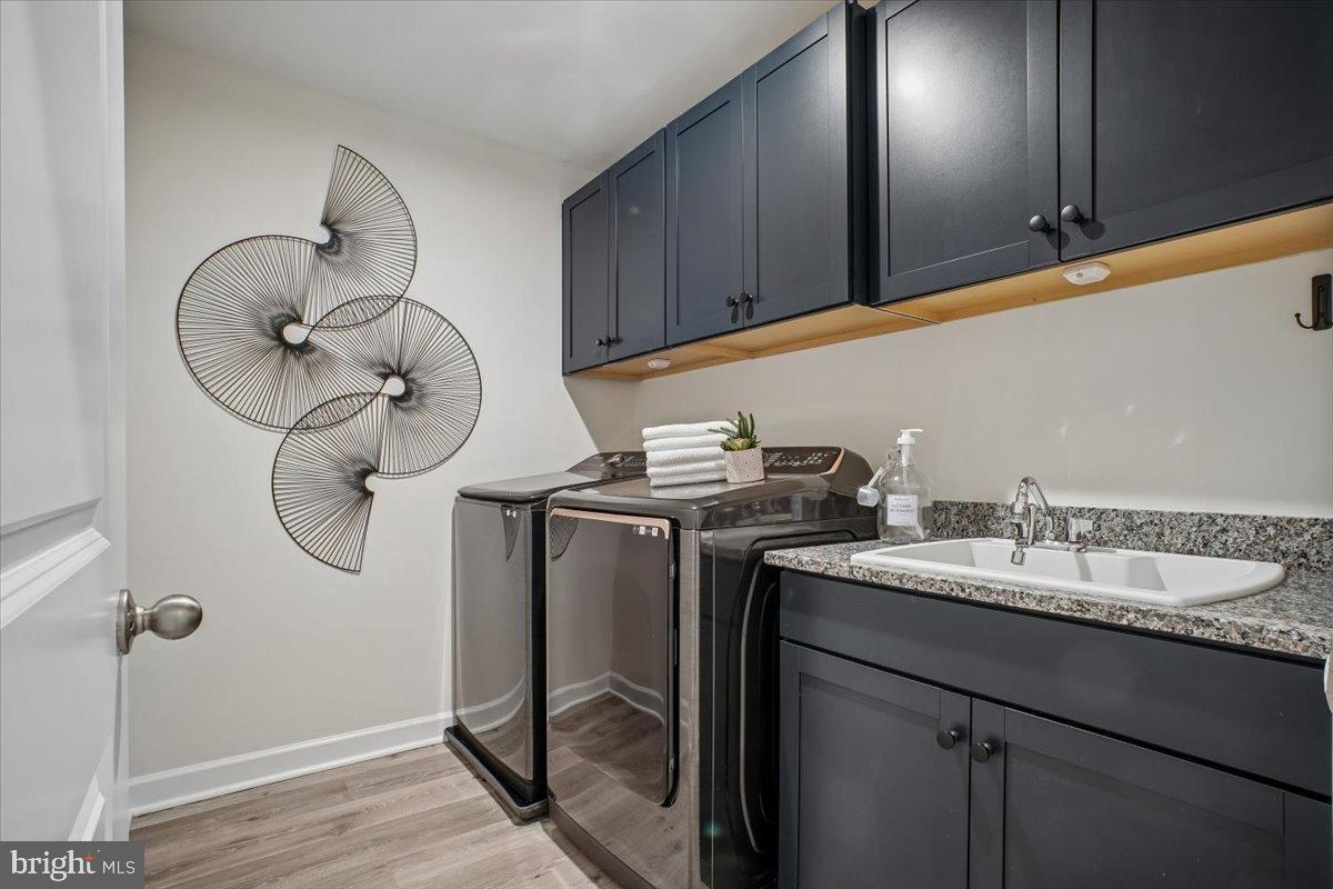 THE TOWNS AT PENDER OAKS - Residential