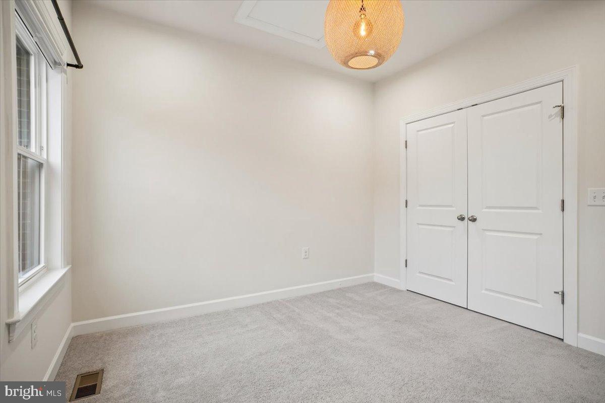 THE TOWNS AT PENDER OAKS - Residential