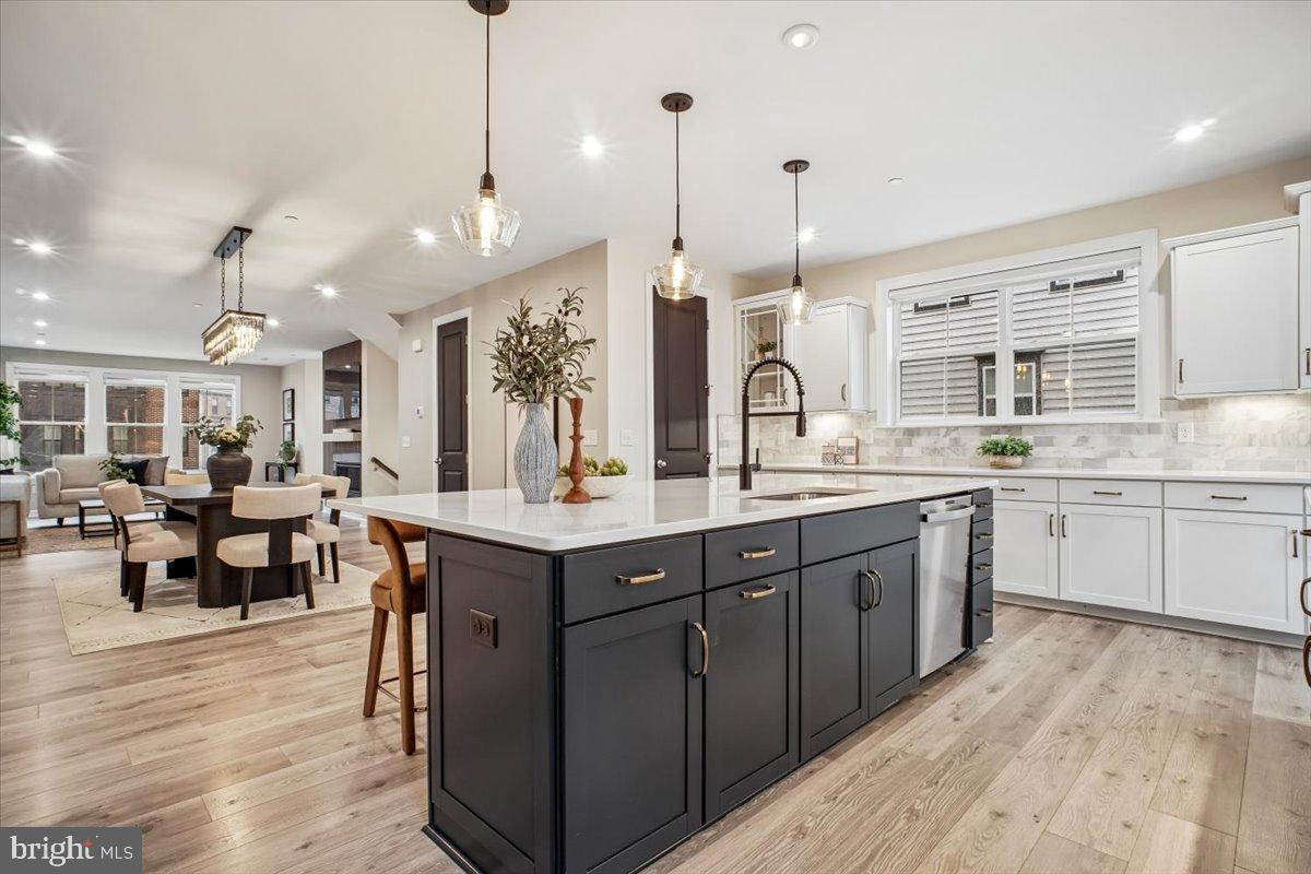 THE TOWNS AT PENDER OAKS - Residential